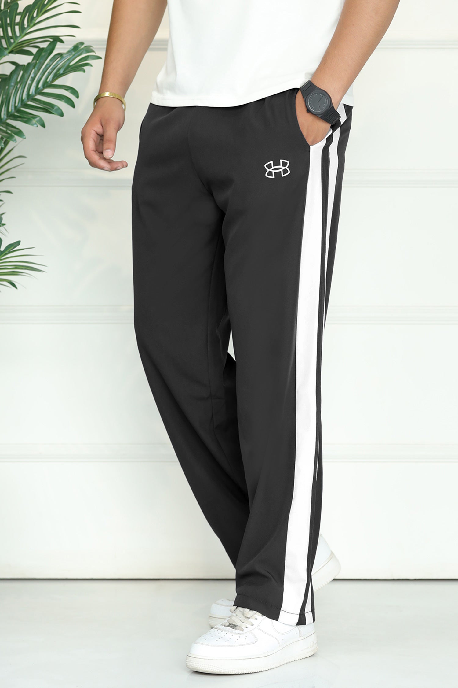 Undr Armr Micro-Tech Heritage Stripe Sportswear Trouser