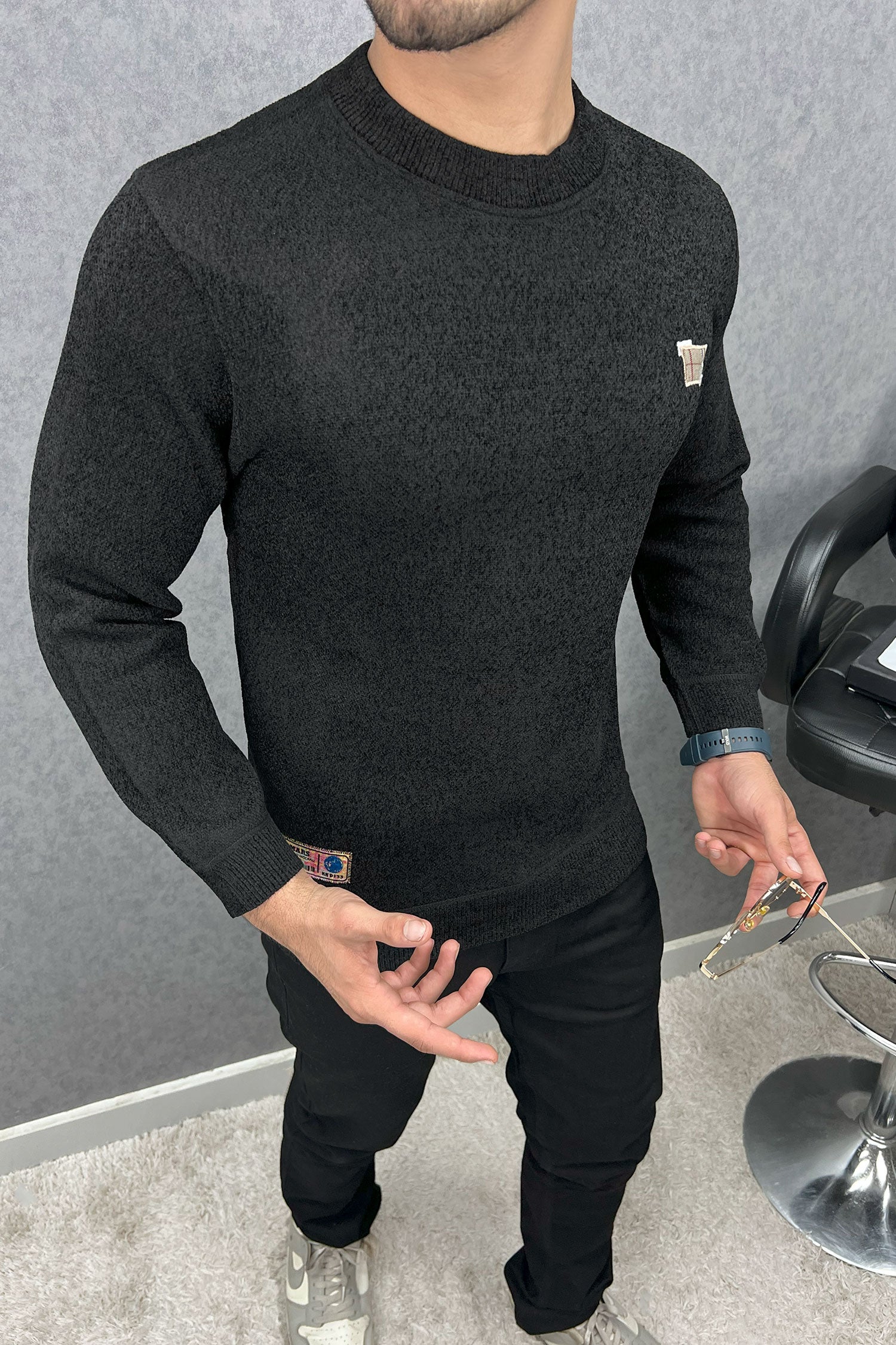 Relaxed Style Round Neck Imported Men's Sweatshirt