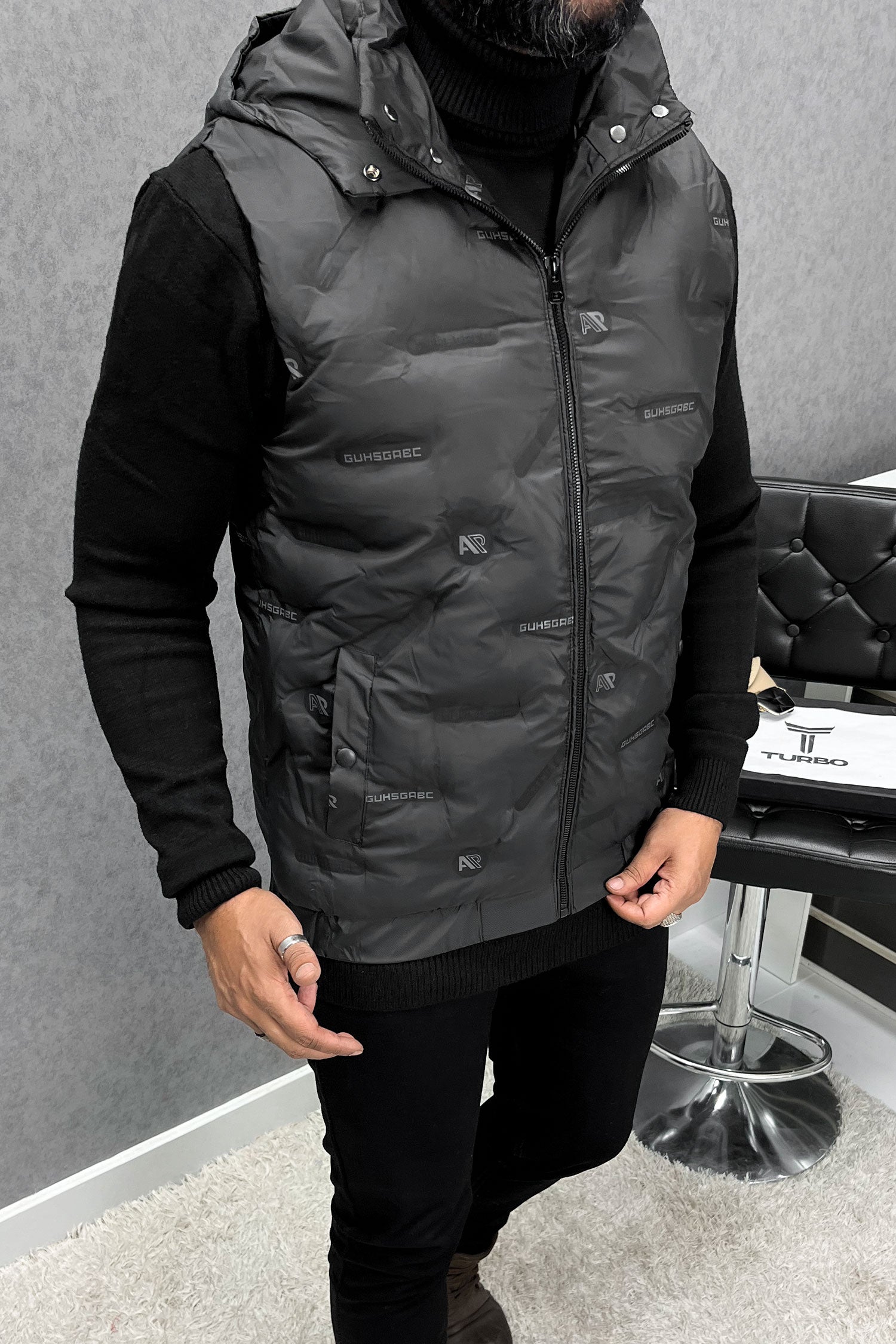 Embossed Design Quilted Detachable Hood Imported Men's Gilet