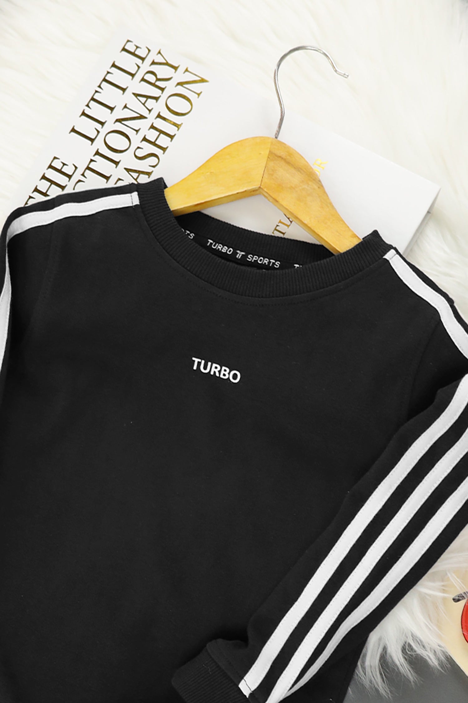 Turbo (The Energy 08) Round Neck Unisex Kids SweatShirt