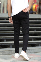Plain Turbo Ankle Fit Jeans In Black