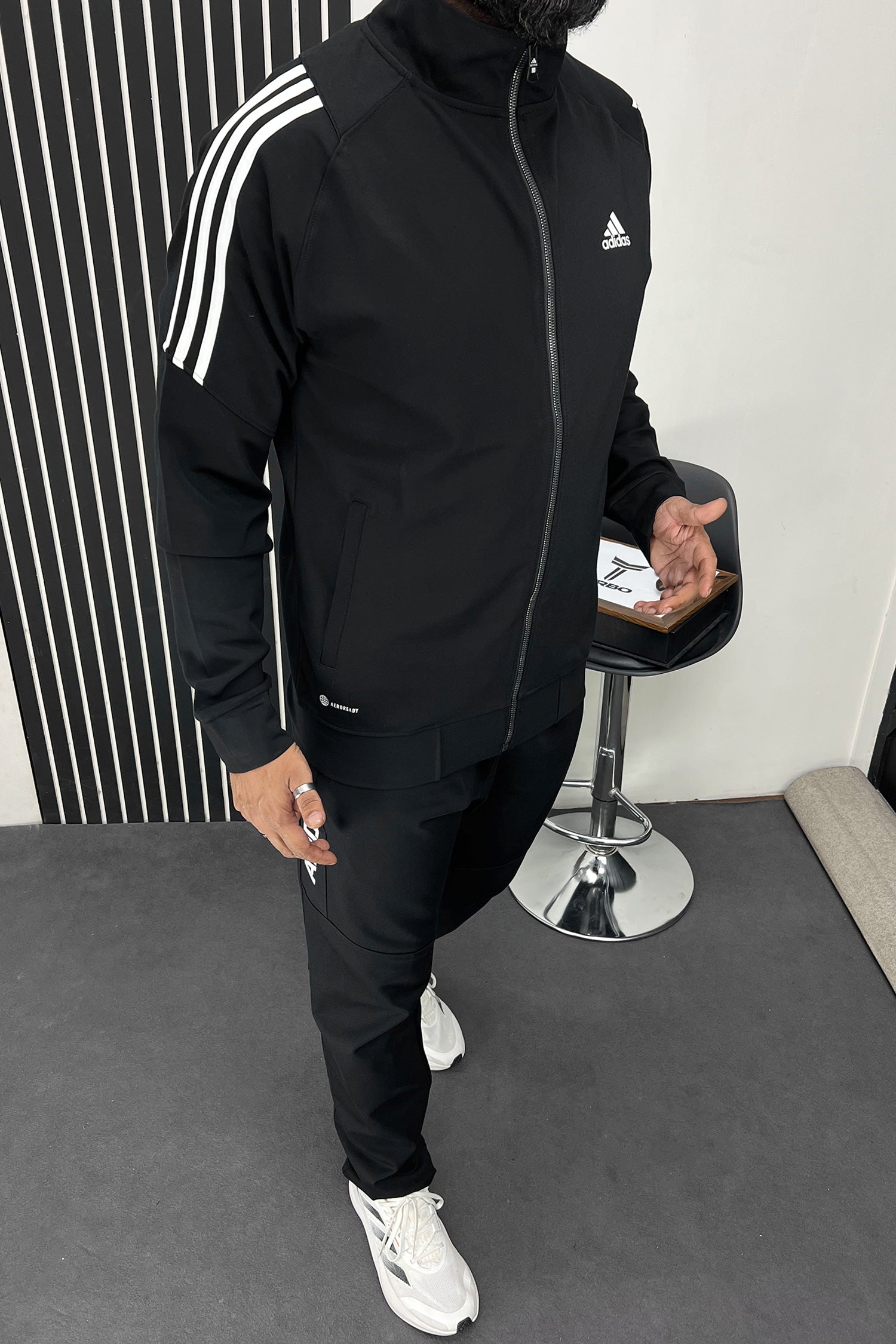 Adds Signature Sportswear Men Zipper Tracksuit