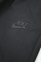 Nke Tech Wind Runner Shorts In Black