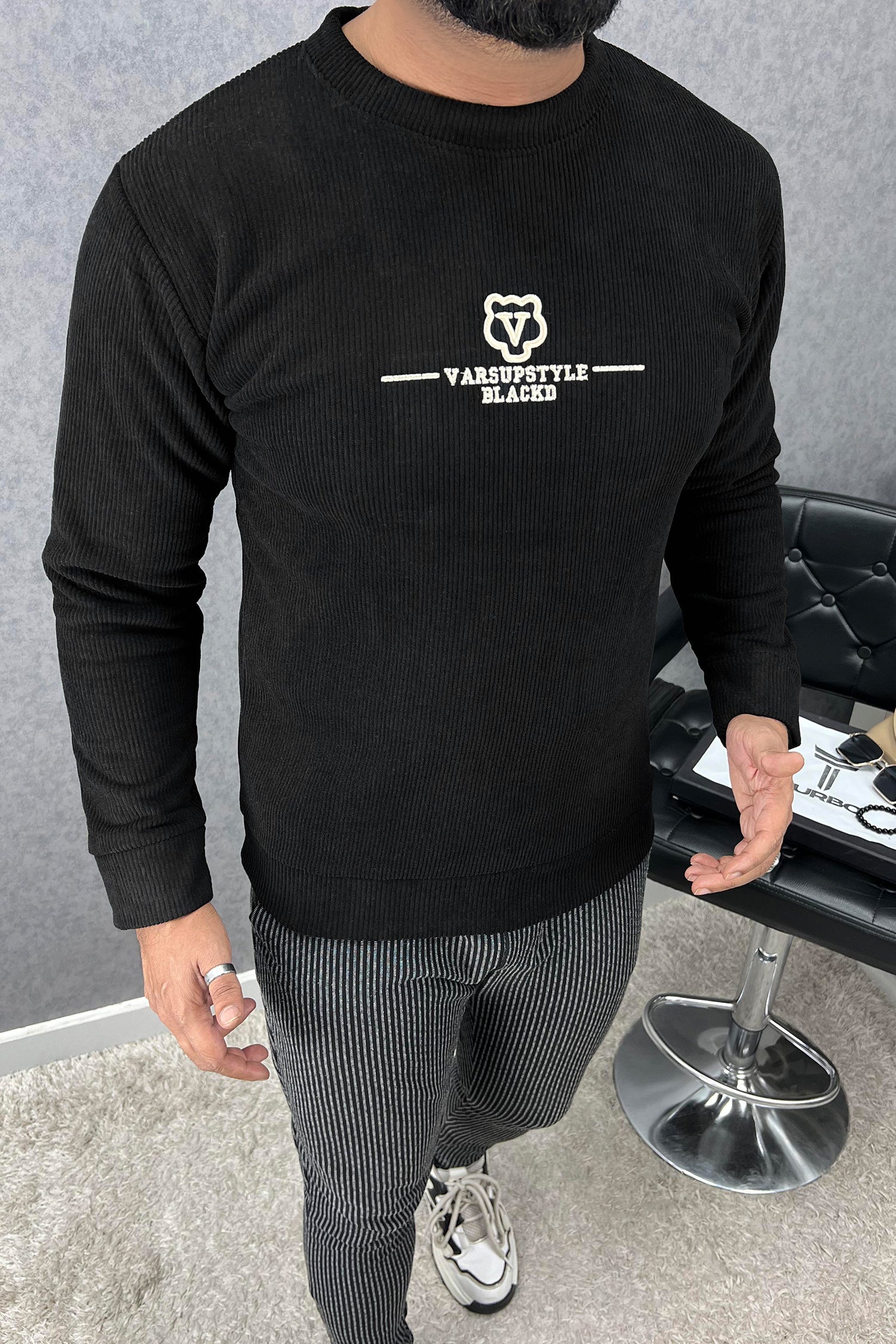 Warm Island Round Neck Imported Men's Sweatshirt