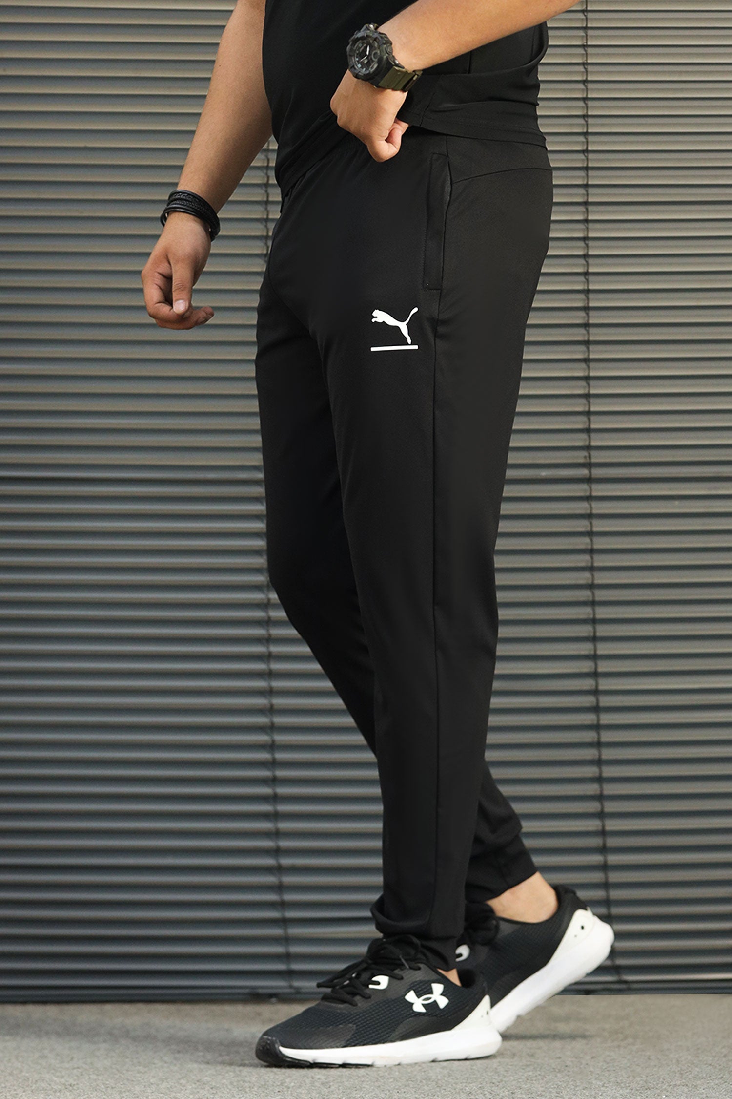 Pma Solid Relax-Fit Joggers Imp Dry-fit Trouser In Black