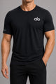Alo Yoga Distinctive Front Logo Arrival Dry-Fit Tee