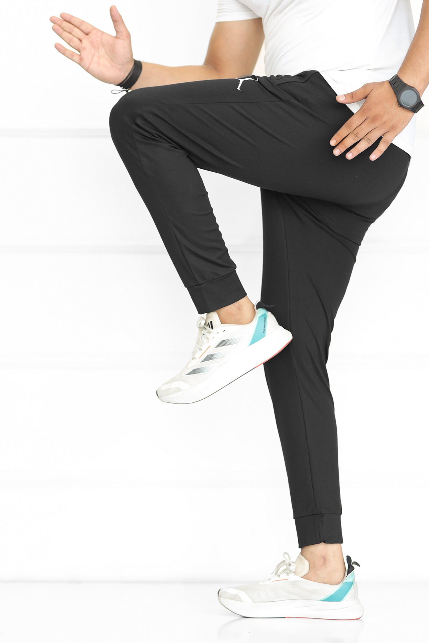 Jrdn 'Flight-Ready' Kinetic Stretch SlimFit Trouser