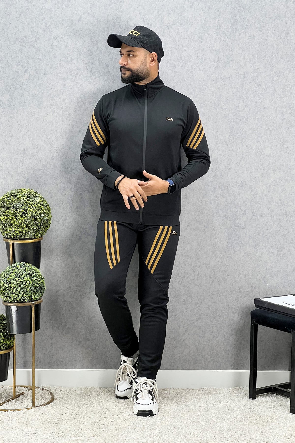 Turbo Diagonal Stripes Men Zipper Tracksuit