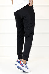 Undr Armr Engineered Elastic Sportswear Trouser in Black