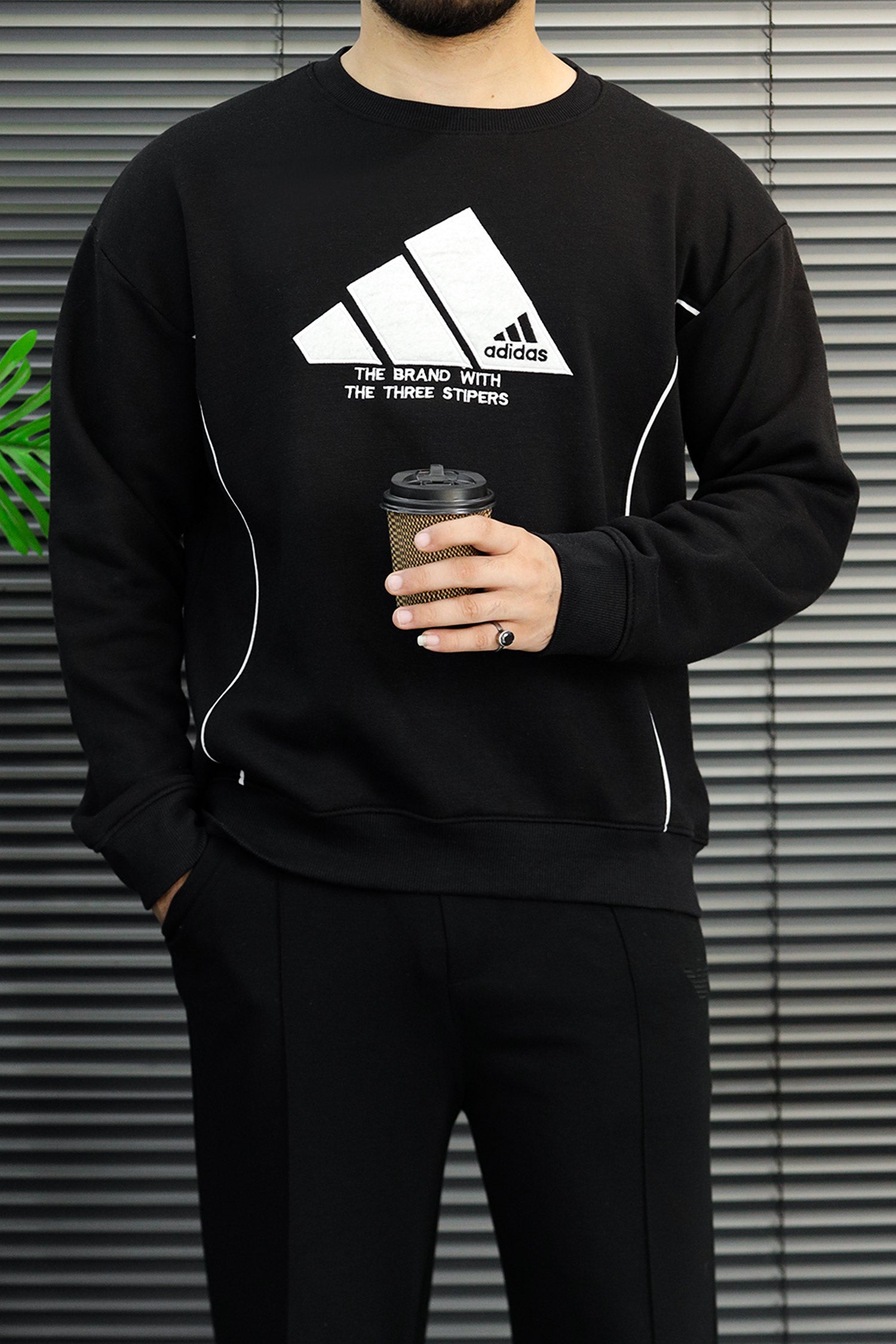 Adds Signature Round Neck Men's Sweatshirt