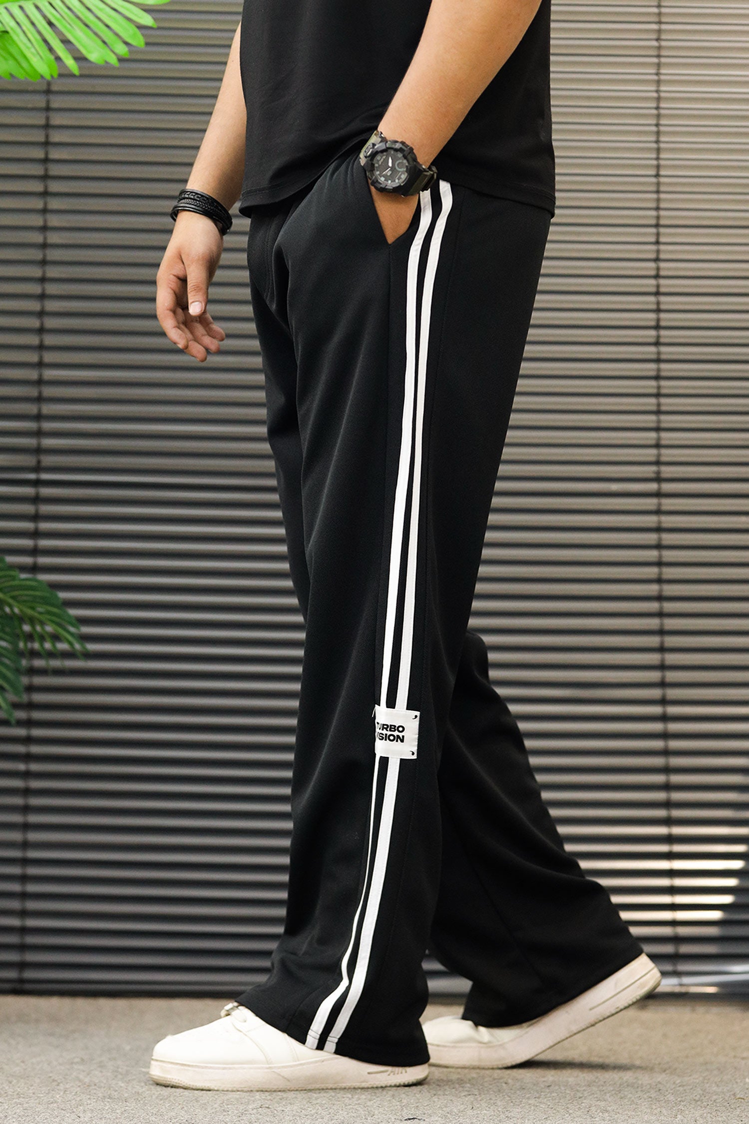 Turbo Side Stripe Drawstring Loose Bottom Trouser