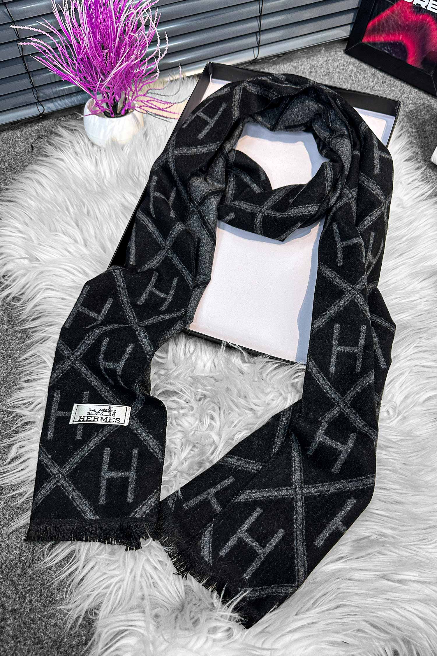 Hrms Geometric Grid Imported Men's Wool Muffler