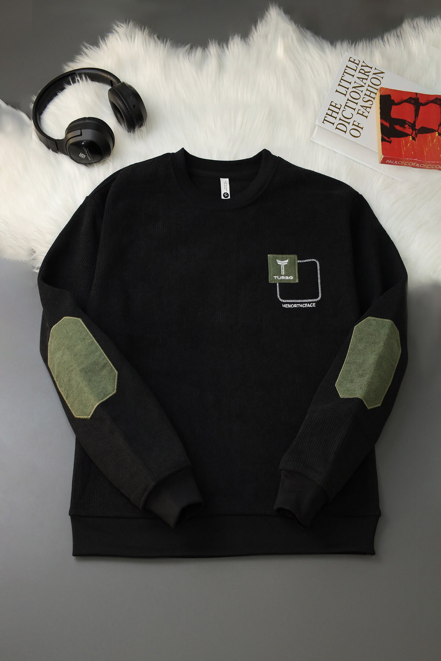 Turbo KnitWear Round Neck Men's Sweatshirt