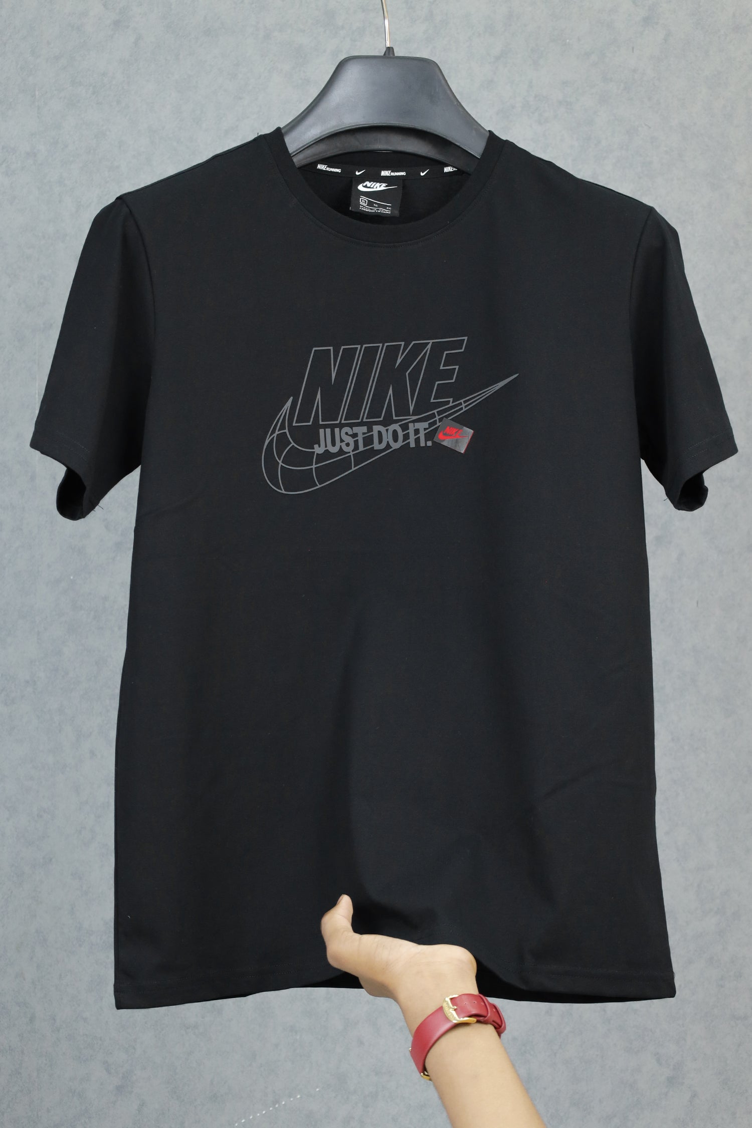 Nke Liverpool Swoosh Round Neck T-Shirt