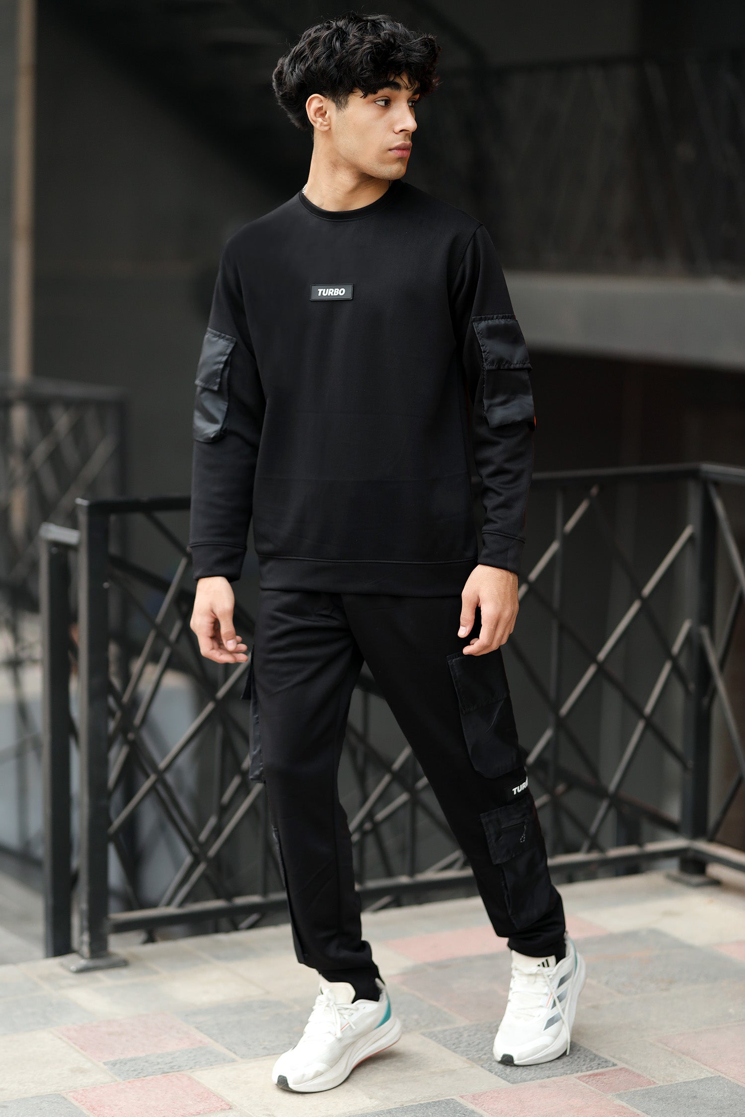 Turbo 6 Pocket Style Men Round Neck Tracksuit In Black