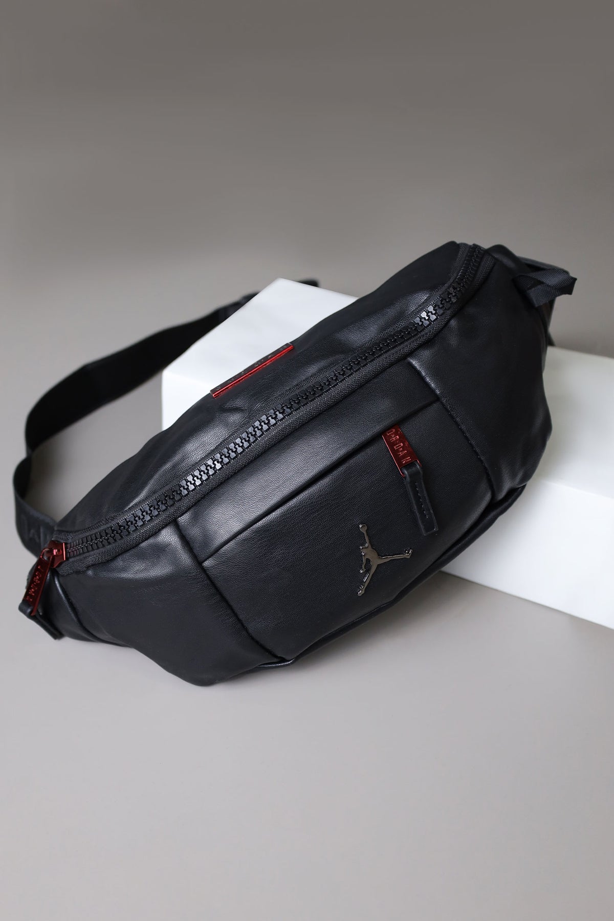 Jrdn Synthetic Waist Bag | Black