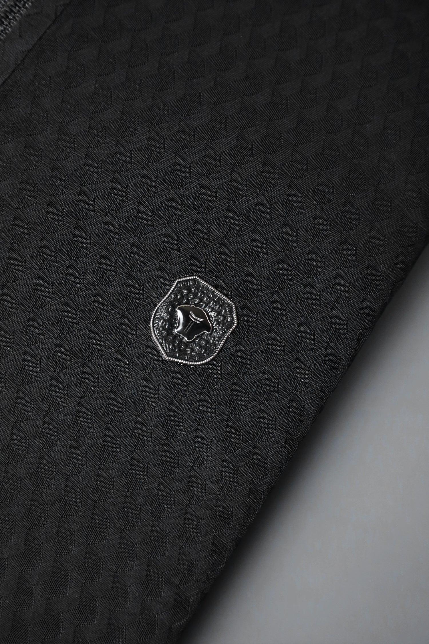 Turbo Tri-Angle Pattern Zip-Collar Men's Polo Shirt