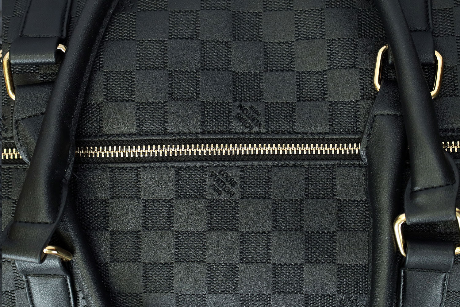 Luis Vten Imported Embossed Texture Travel bag in Black