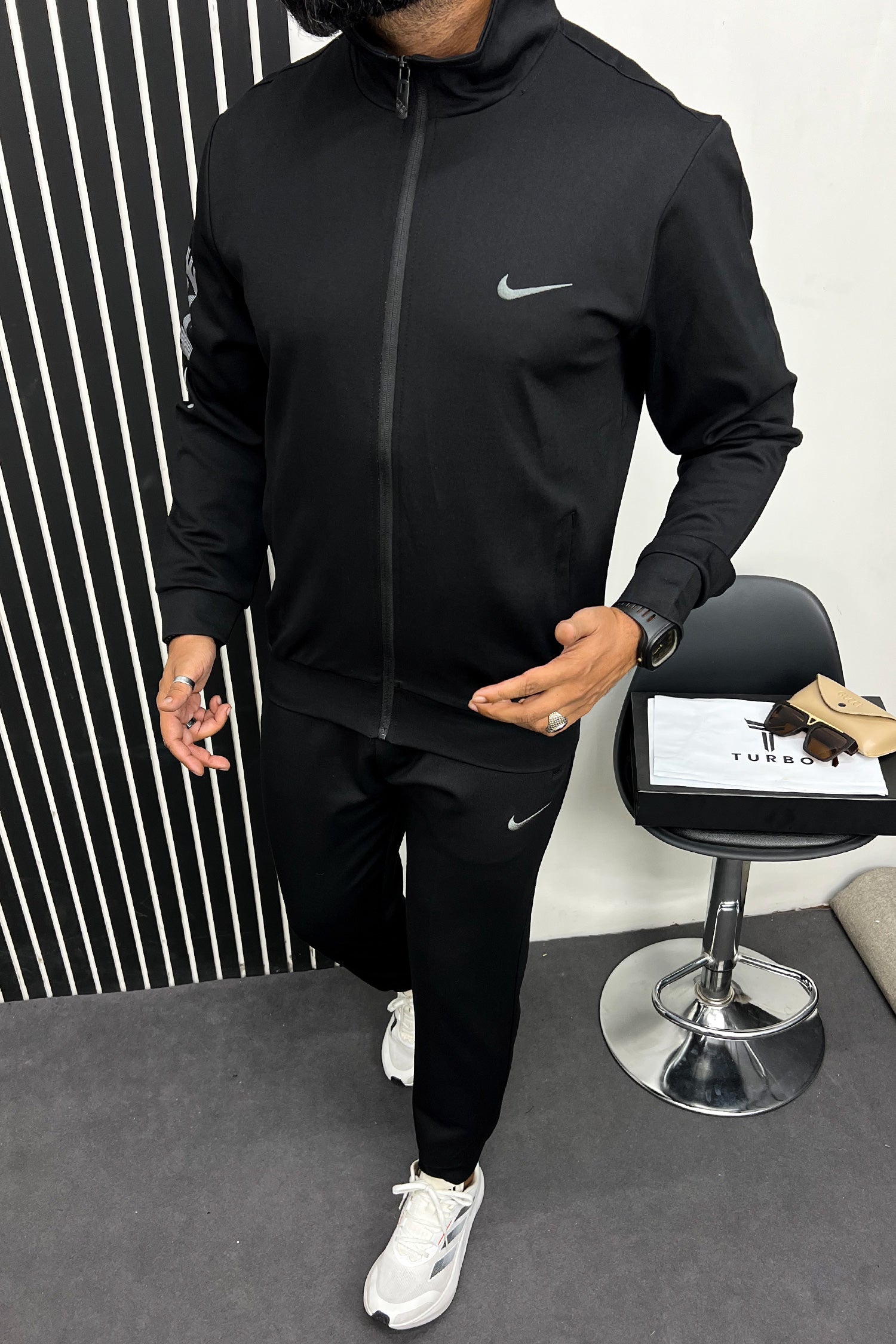 Nke Signature Slogan Sportswear Men Zipper Tracksuit