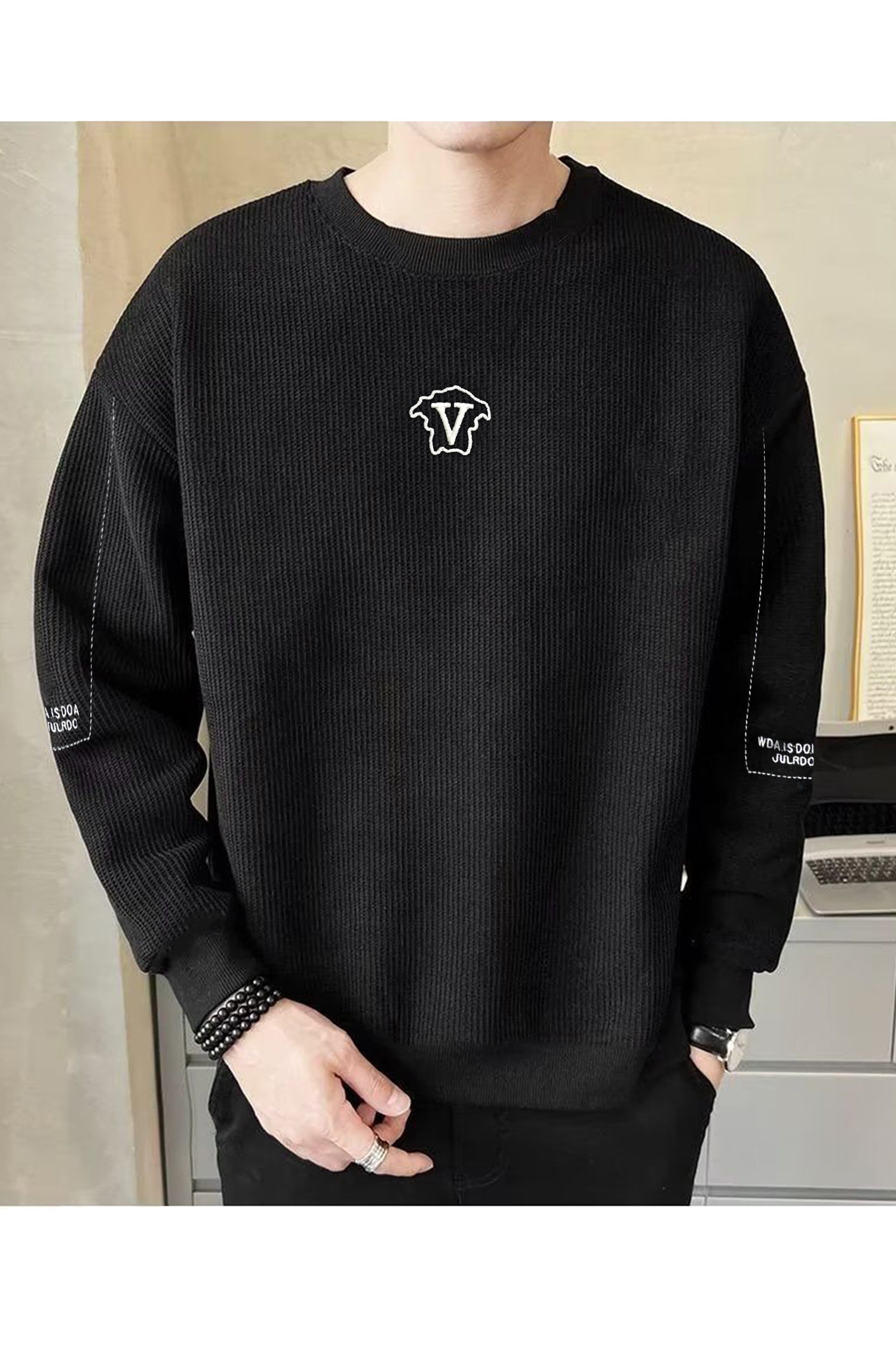 Lining Pattern Round Neck Imported Men's Sweatshirt