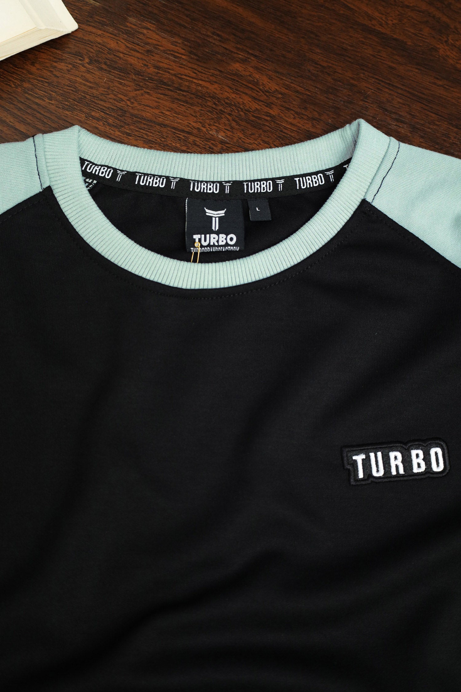 Turbo Contrast Tone Signature Logo Full Sleeves Men's Sweatshirt