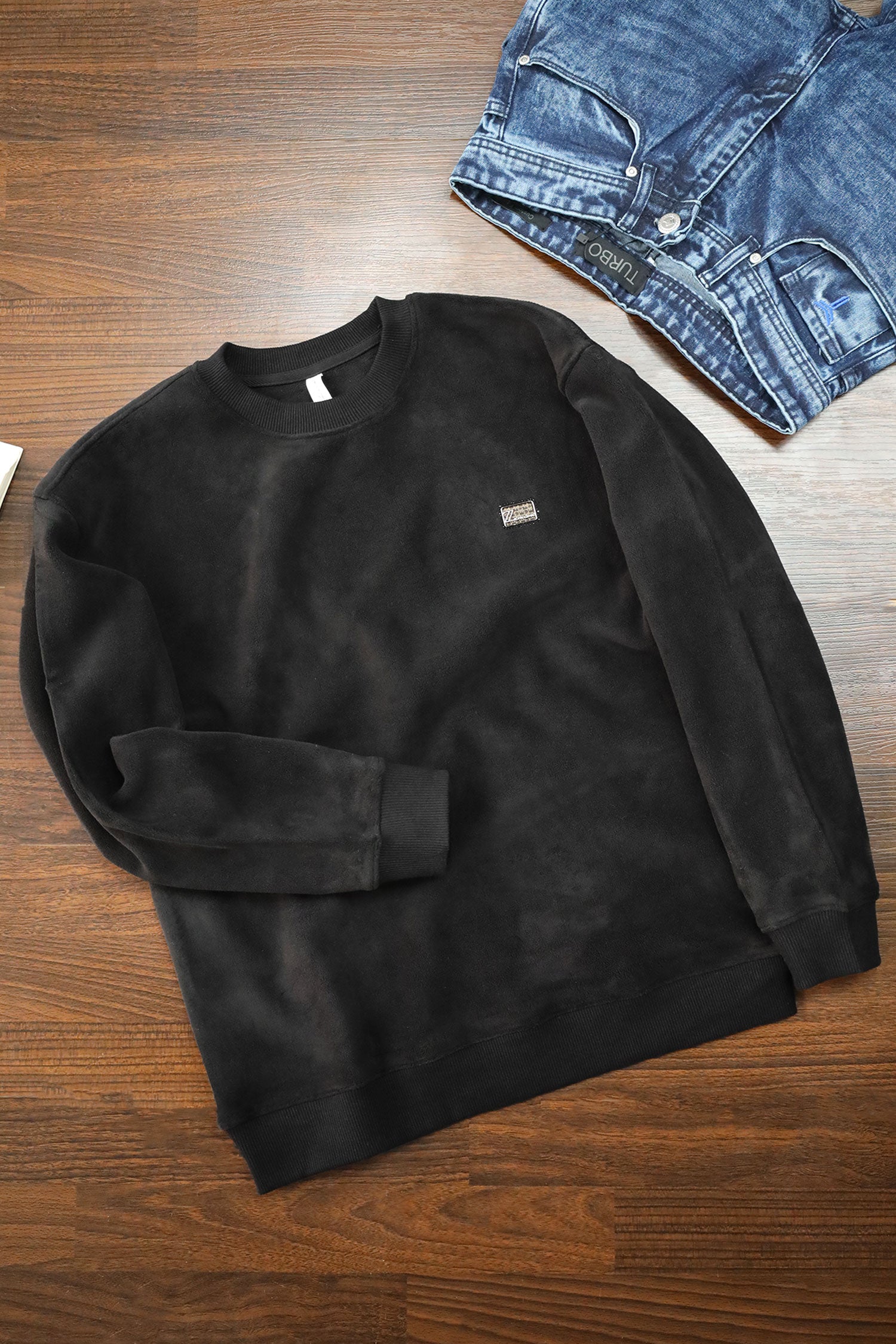 Cozy Plain Round Neck Imported Men's Sweatshirt