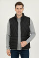 Sleeveless Reversible Perashoot Imported Men's Gilet In Black