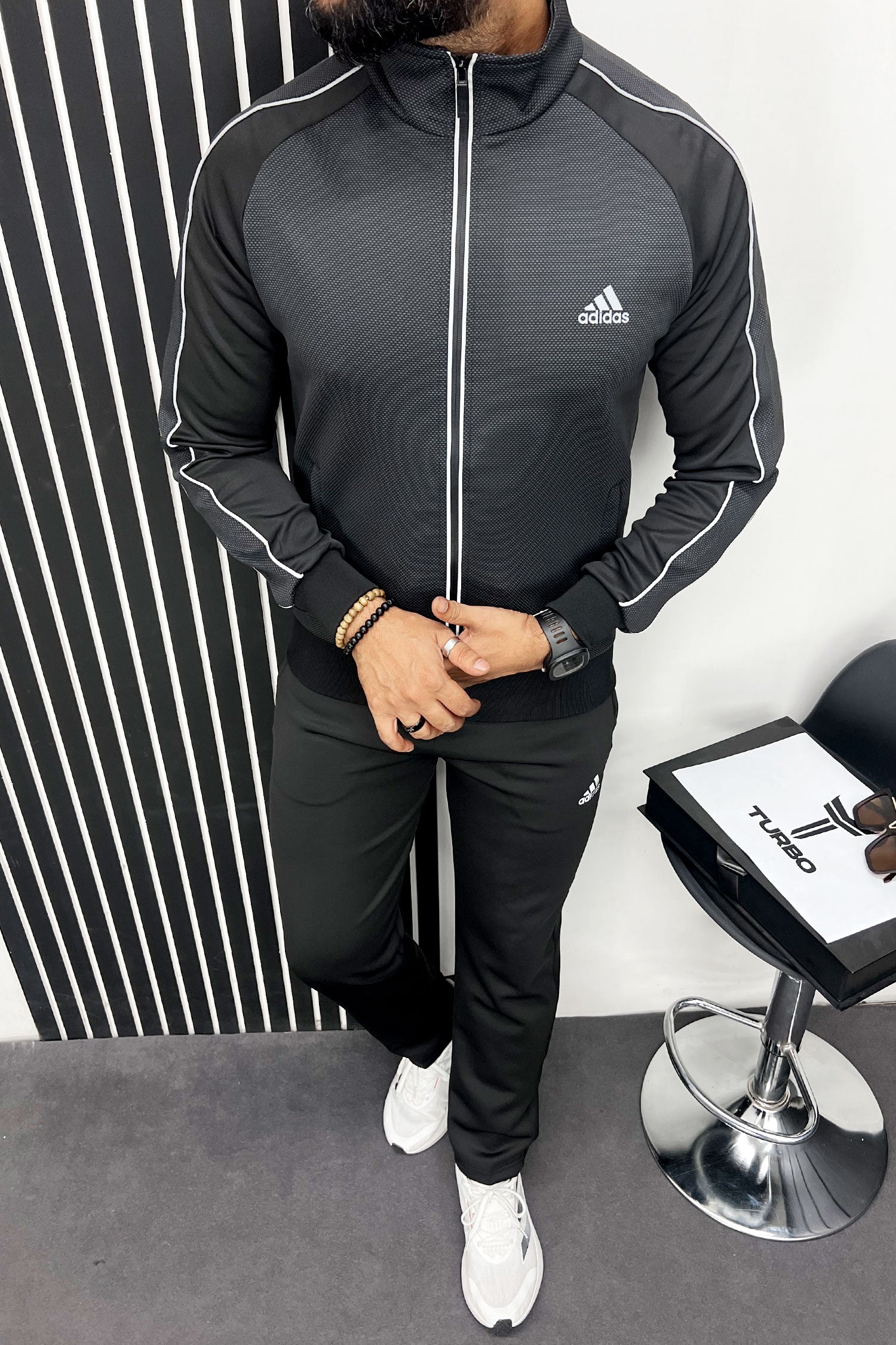 Adds Contrast Pattern Sportswear Men Zipper Tracksuit