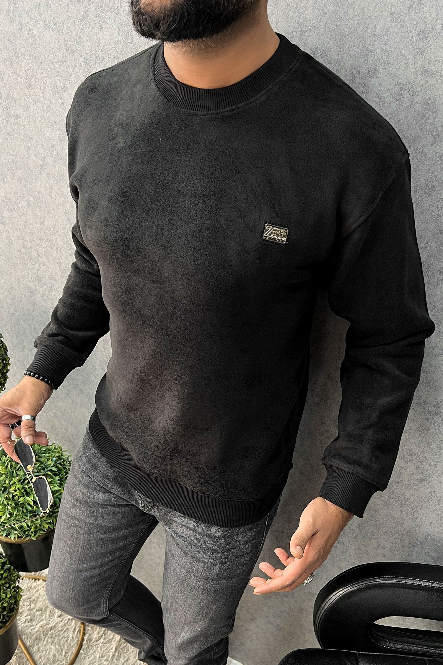 Cozy Plain Round Neck Imported Men's Sweatshirt