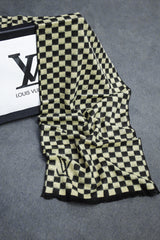 Luis Vten Authentic Checkered Knitted Wool Men Mufflers In Black