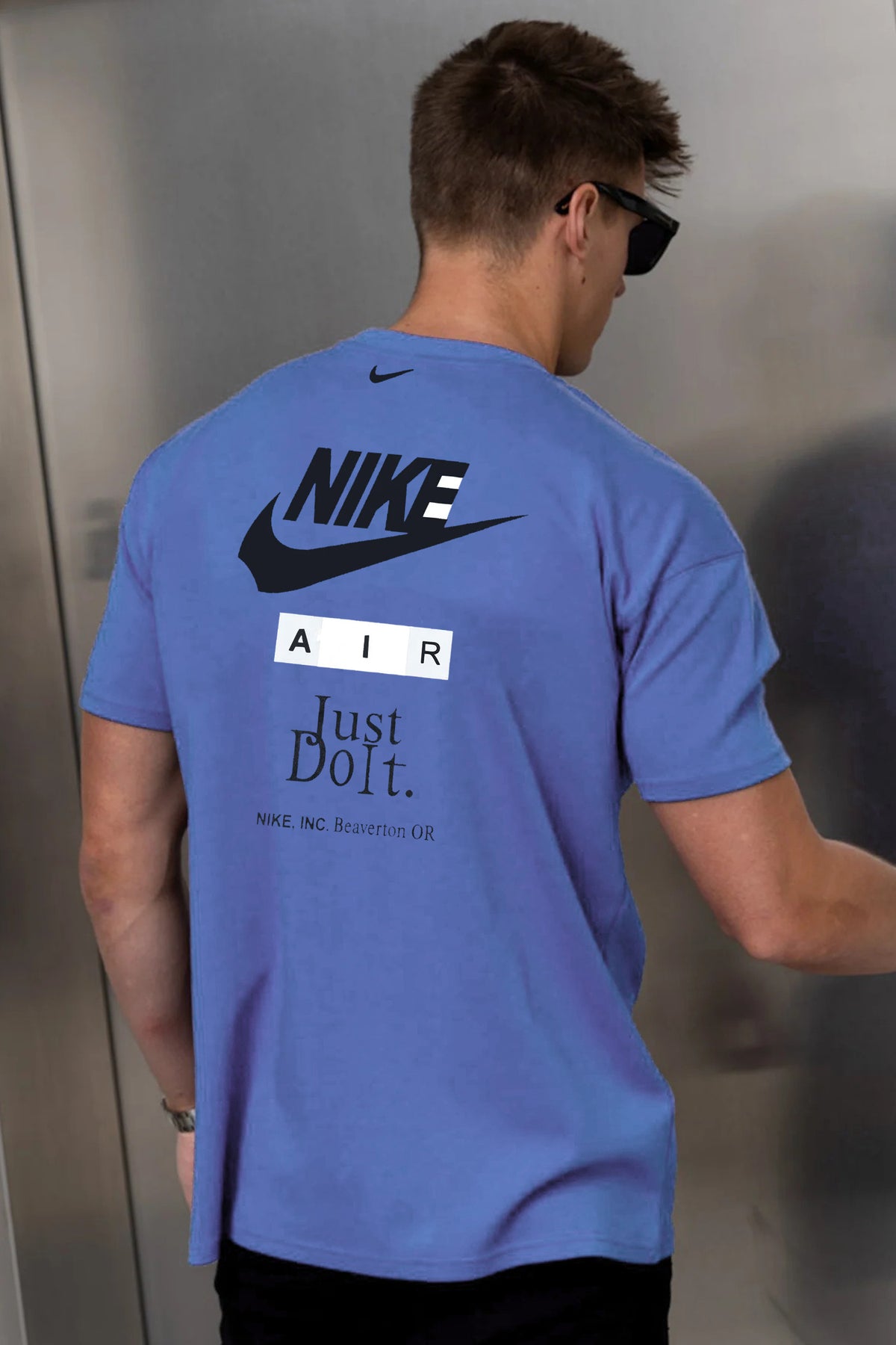 Nke Stacked Graphic Logo Crew Neck Tee