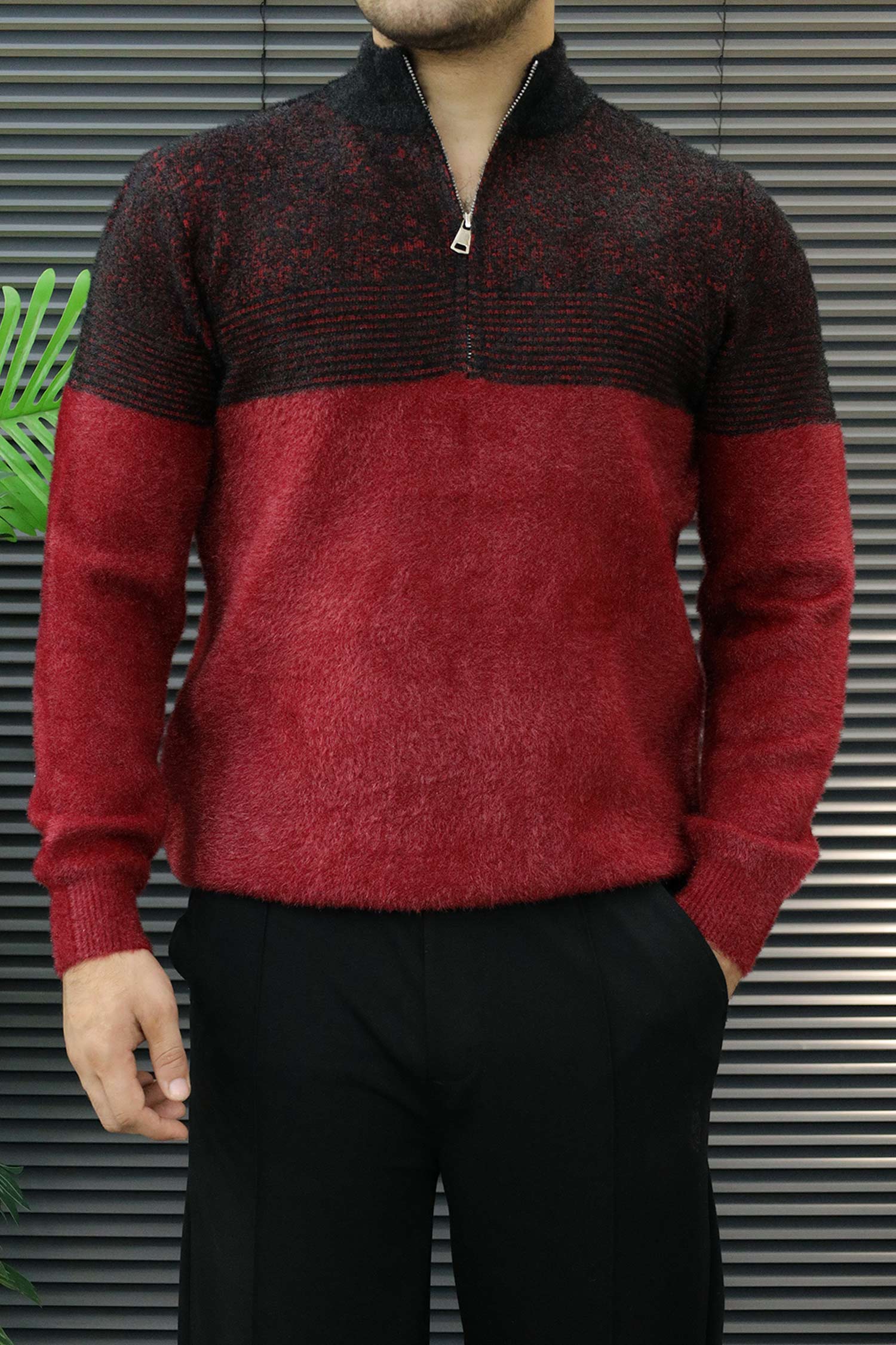 Organic Color-Block Quarter-Zip Imported Rabbit Wool Men's Sweater In Black & Maroon