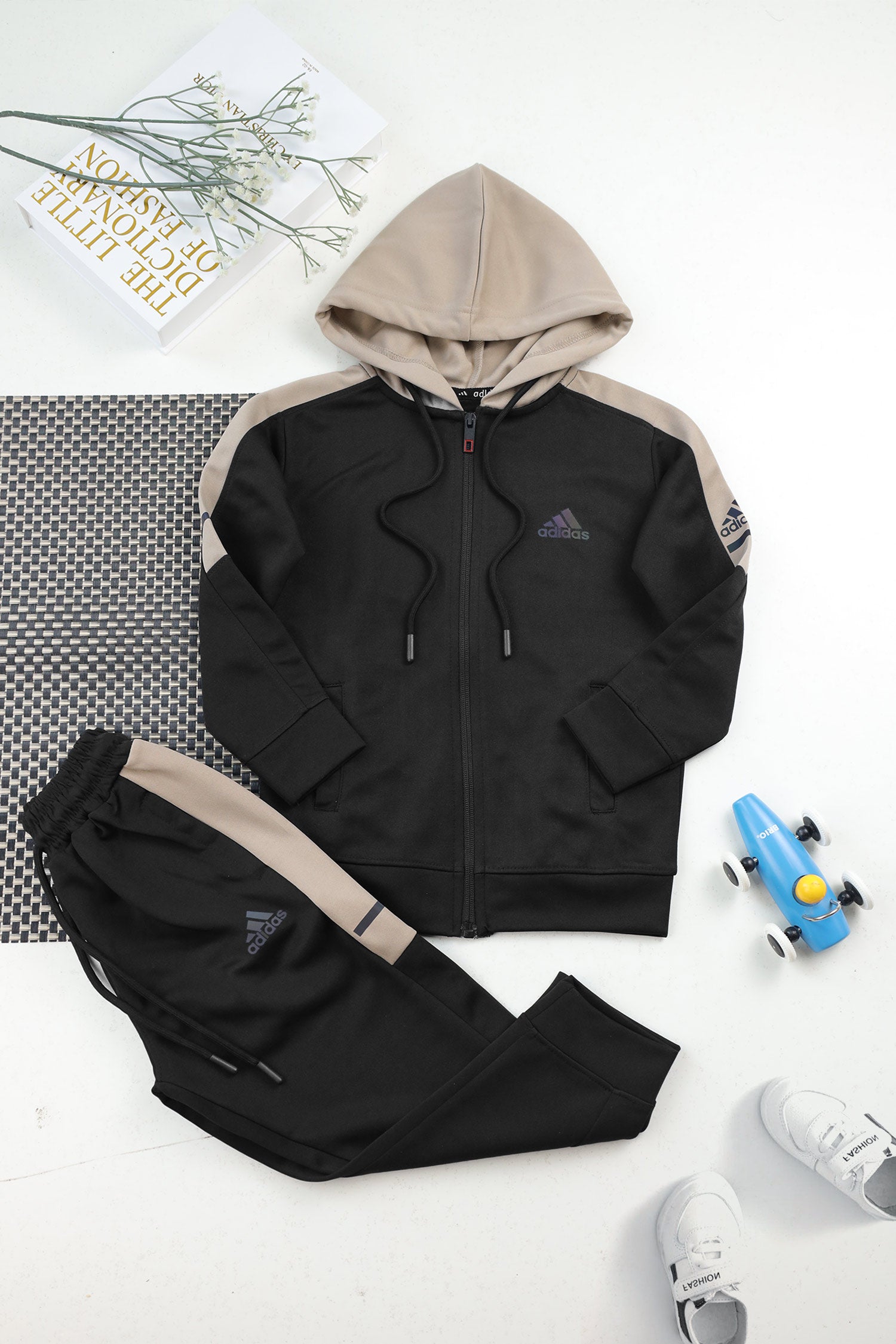 Adds Essential Performance Hooded Unisex Kids Tracksuit