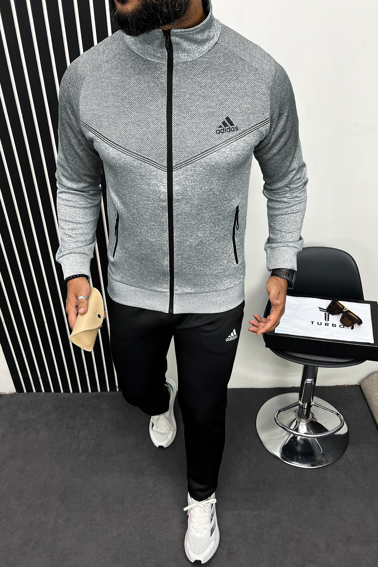 Adds Contrast Tone Sportswear Men Zipper Tracksuit