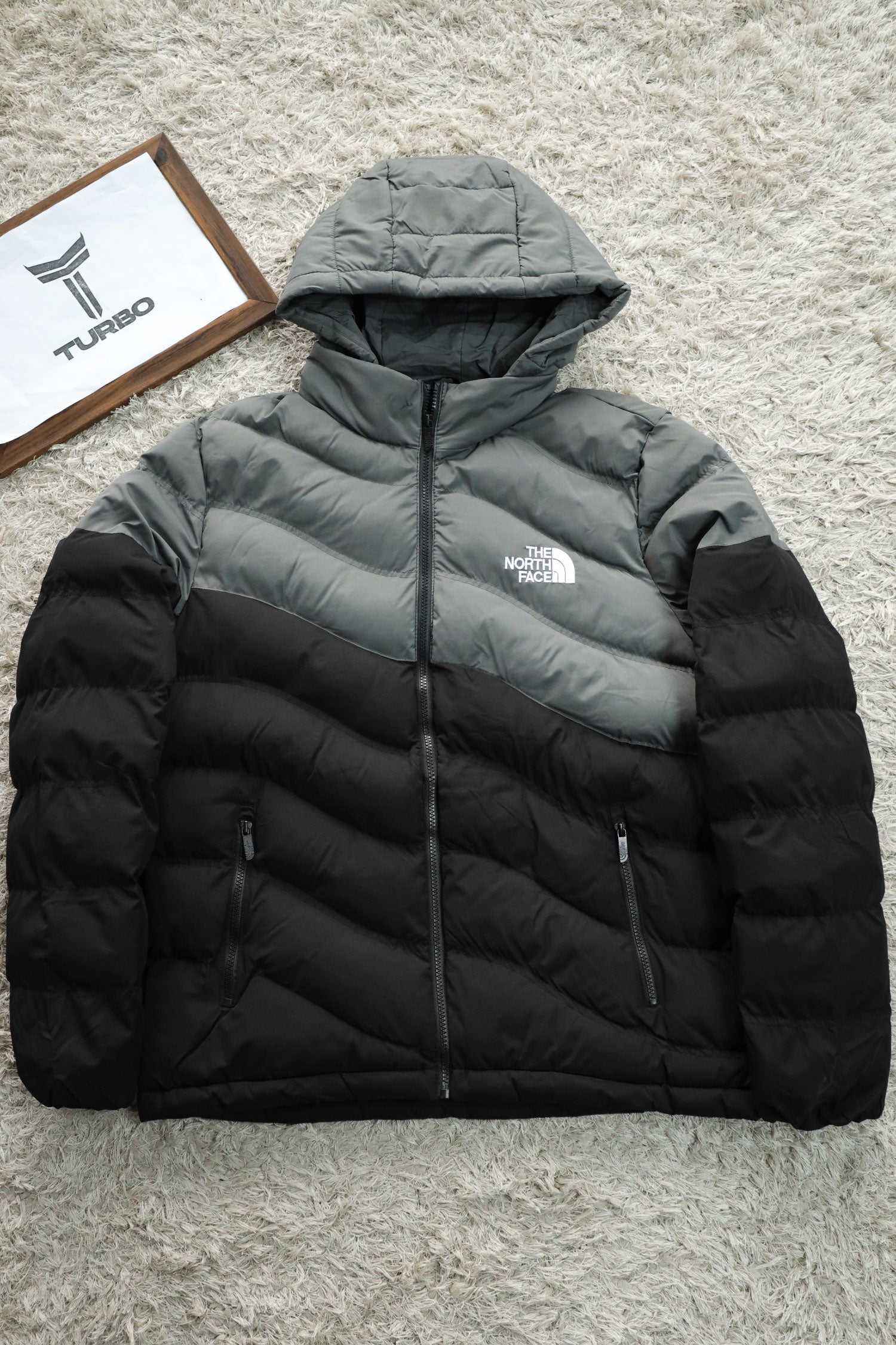 Th Nrth Fce Contrast Hooded Bubble Padded Imported Puffer Jacket