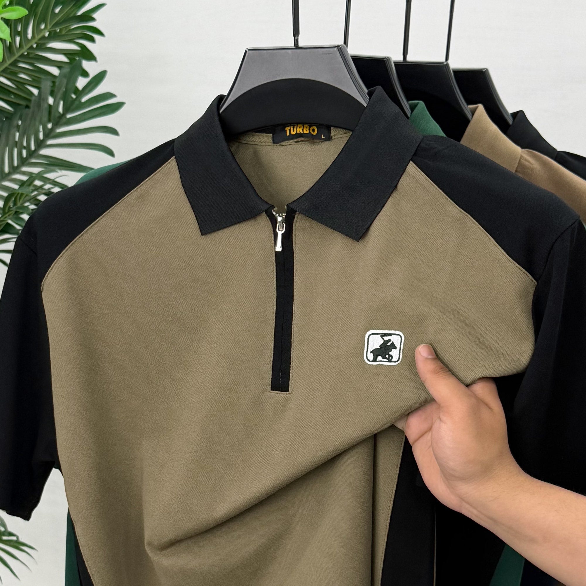 Turbo Zipper Closure Style Men's Polo T-Shirt