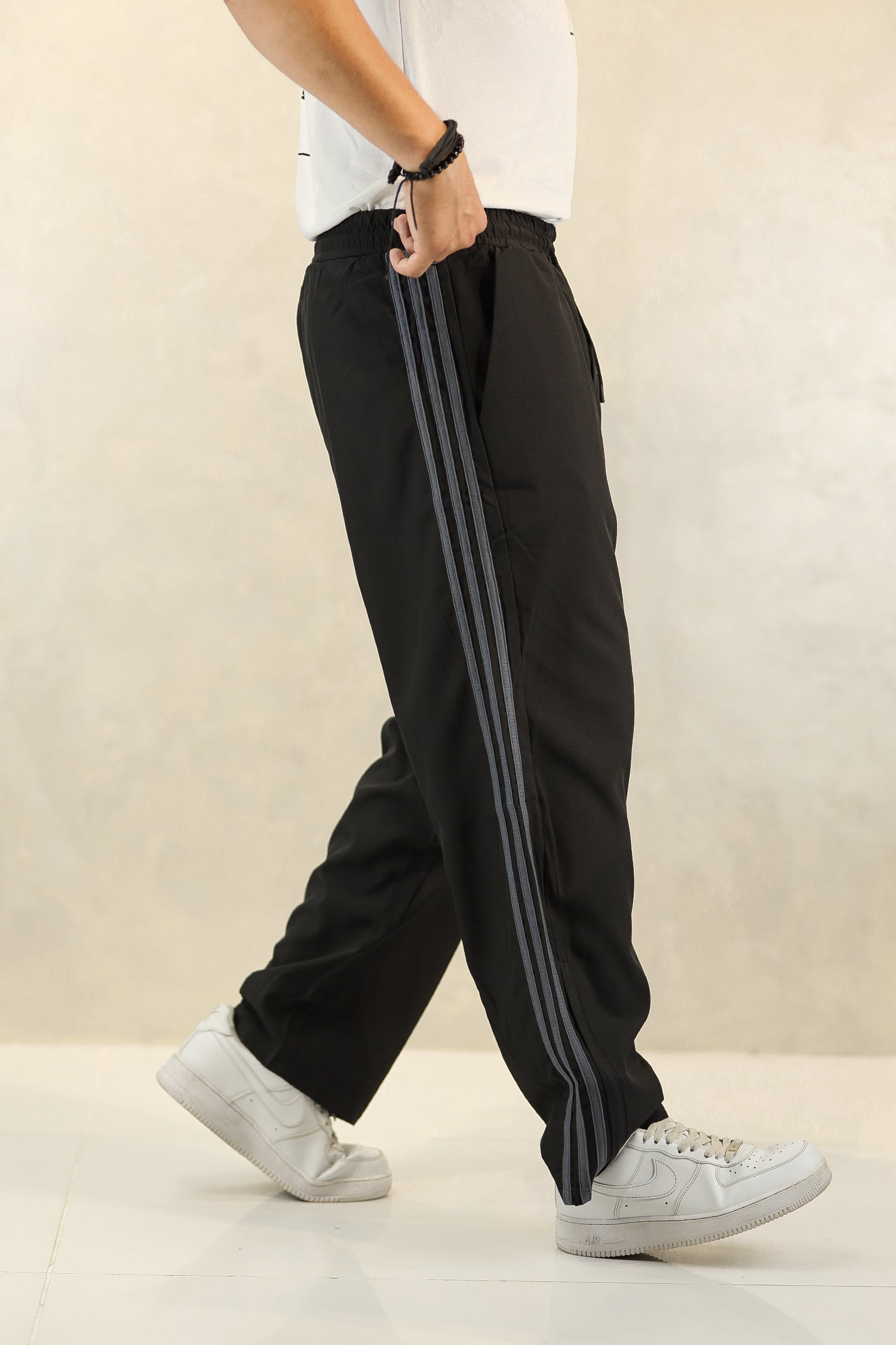 Adds Loose Bottom Zip Style Imported Sportswear Trouser