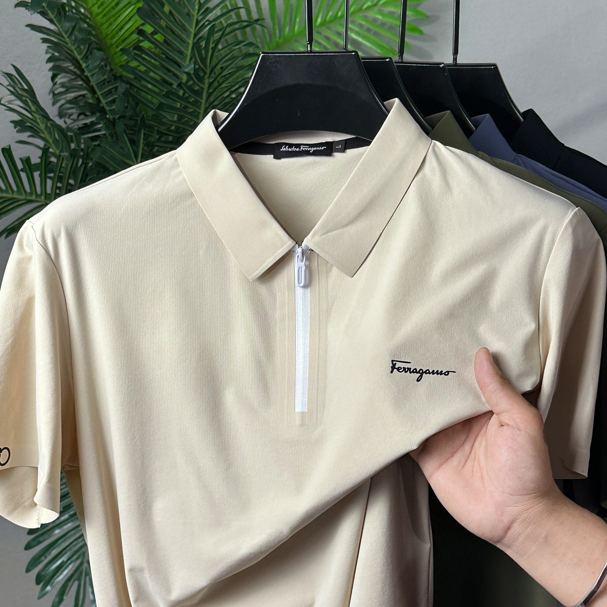 Fergmo Zipper Closure Style Men's Polo Shirt