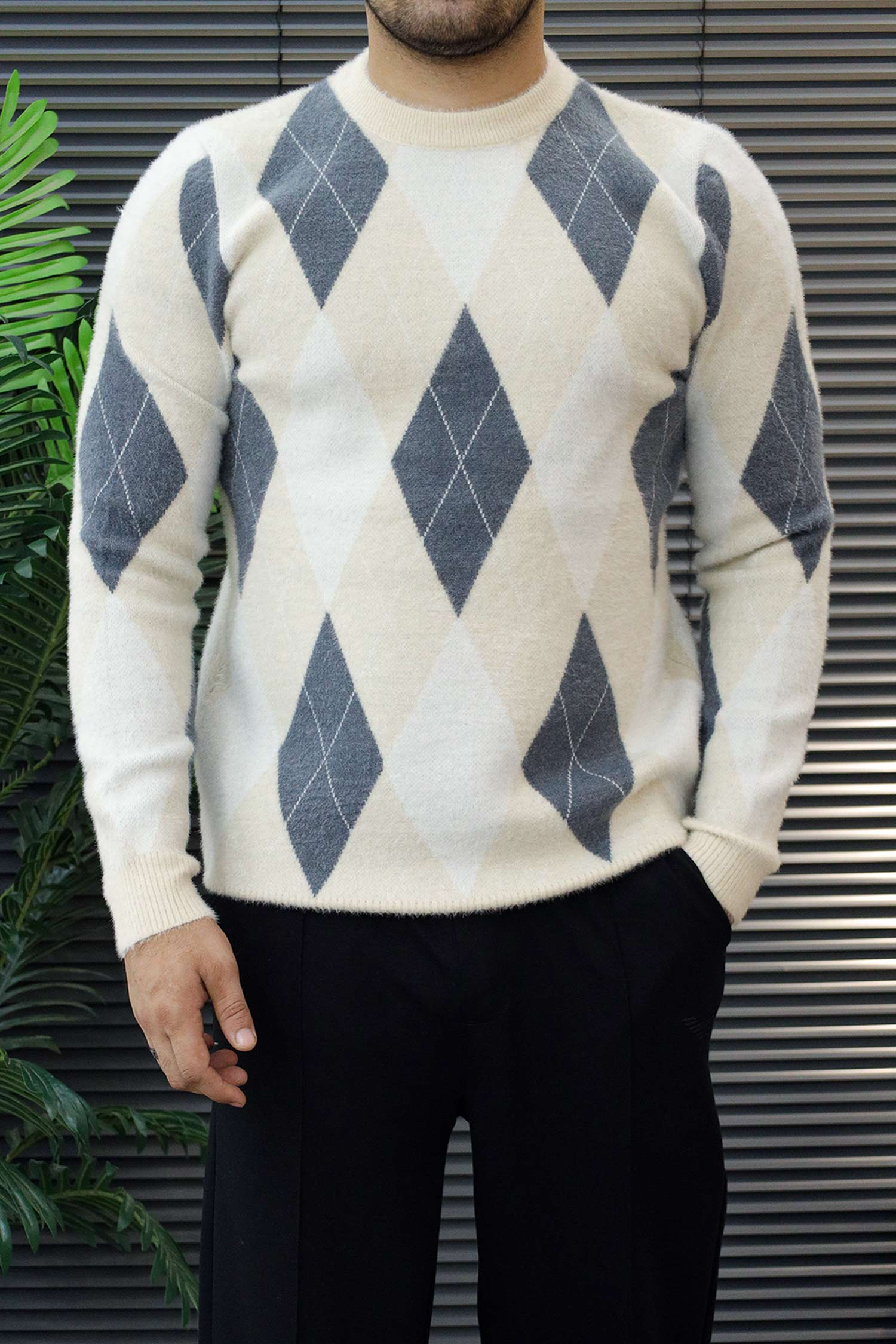 Vintage Argyle Pullover Imported Round Neck Rabbit Wool Men's Sweater In Cream