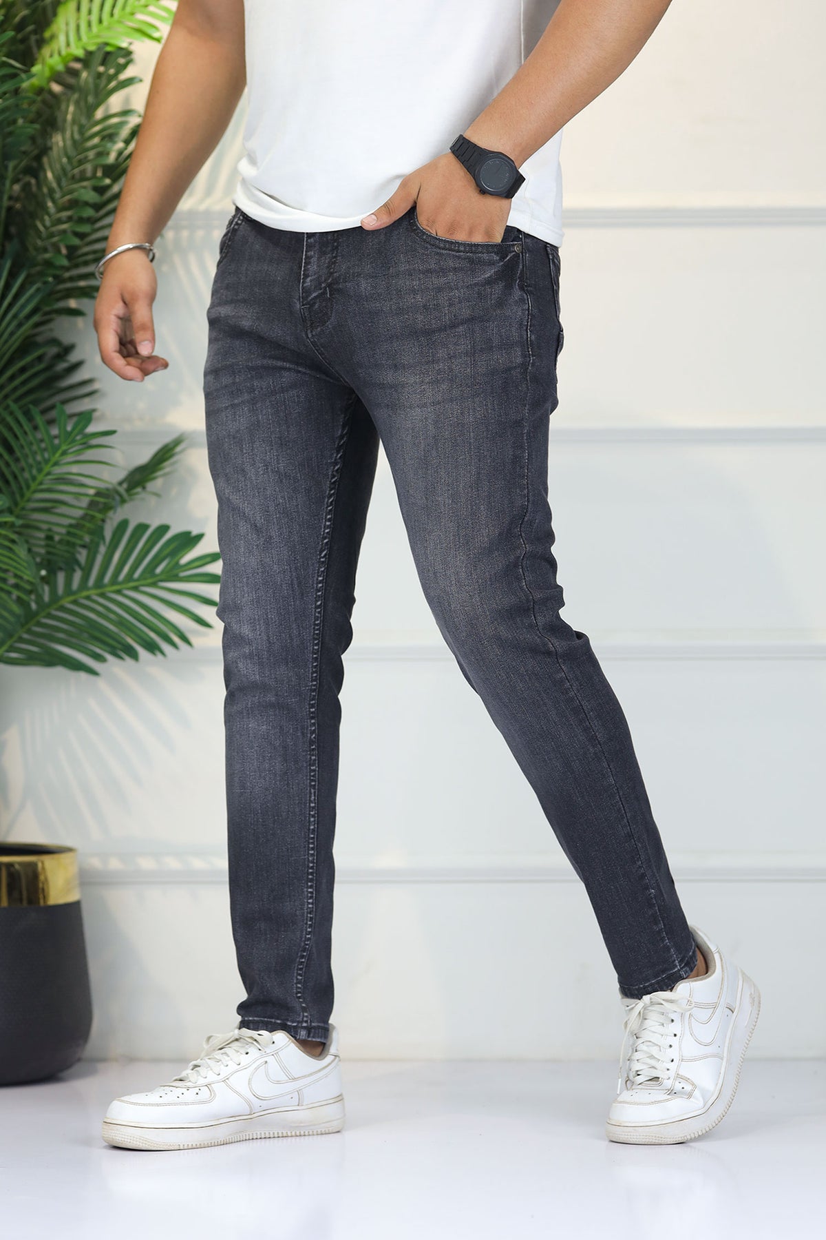 Turbo 'Second-Skin' Spray-On Ankle Fit Jeans In Charcoal Black