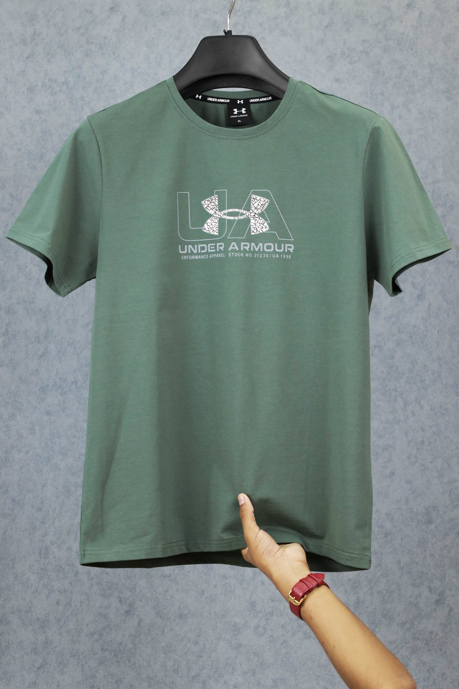Undr Armr Short Sleeve Shirt Imported Round Neck T-Shirt