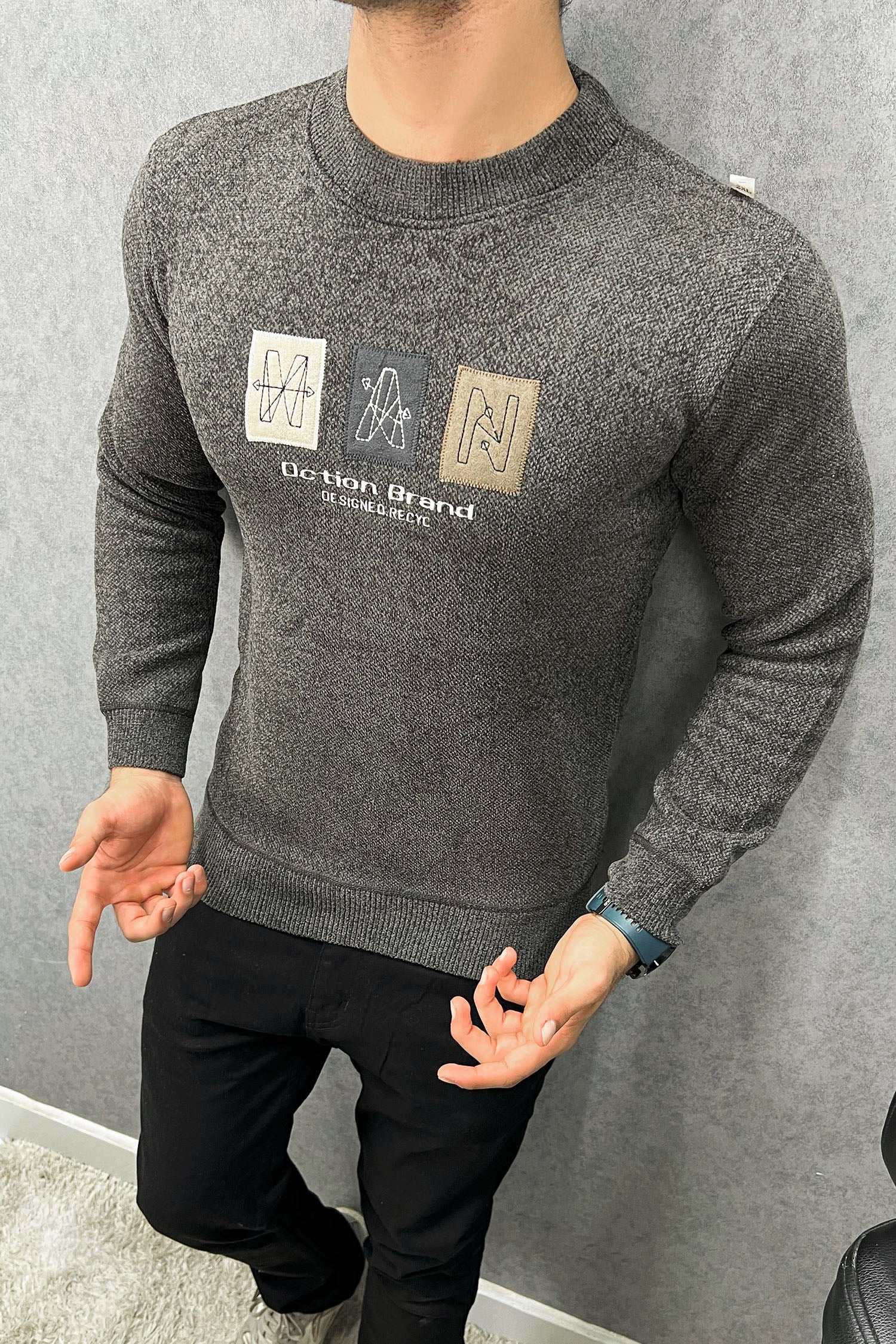 Embriodered Slogan Round Neck Imported Men's Sweatshirt