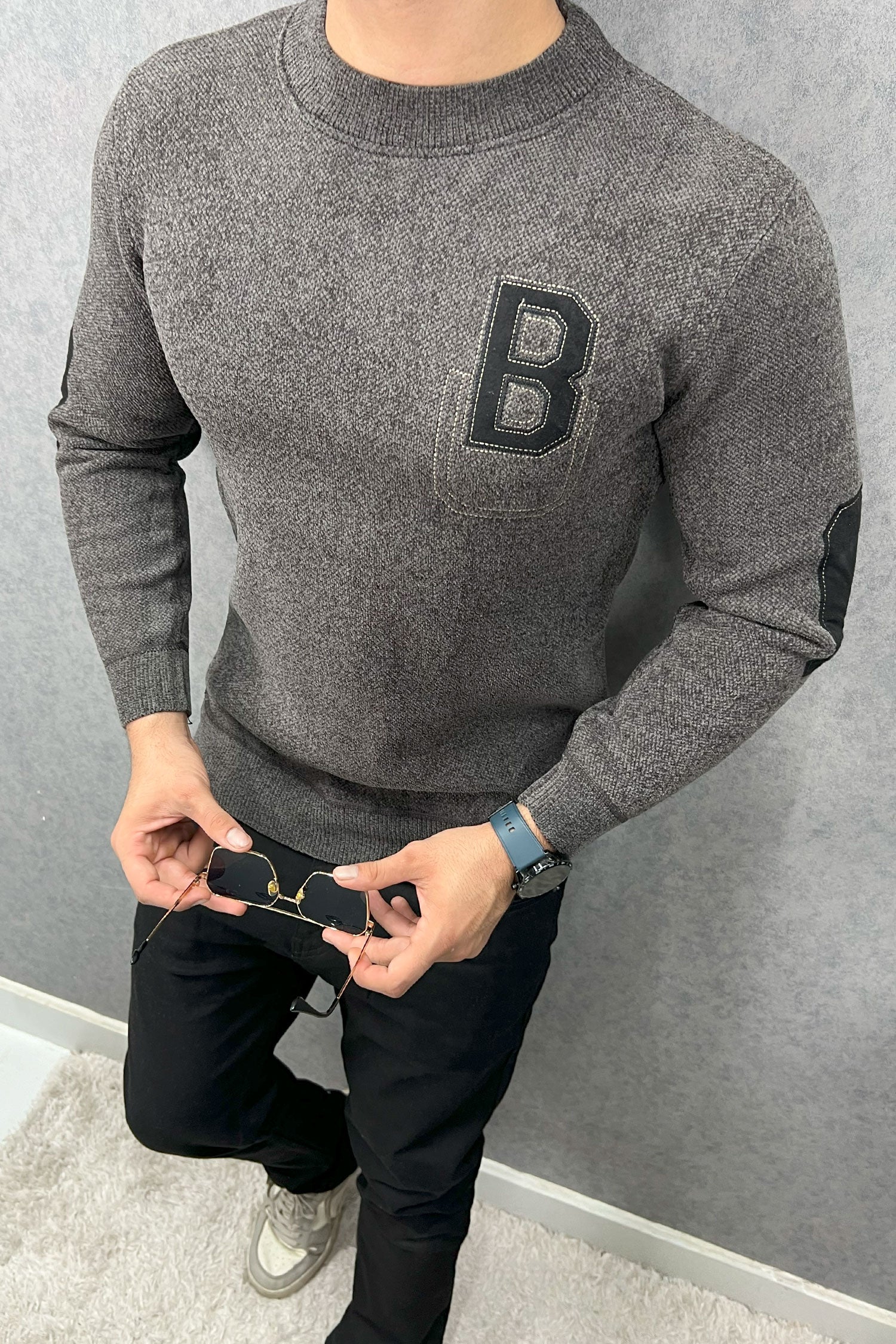 B Letter Round Neck Imported Men's Sweatshirt