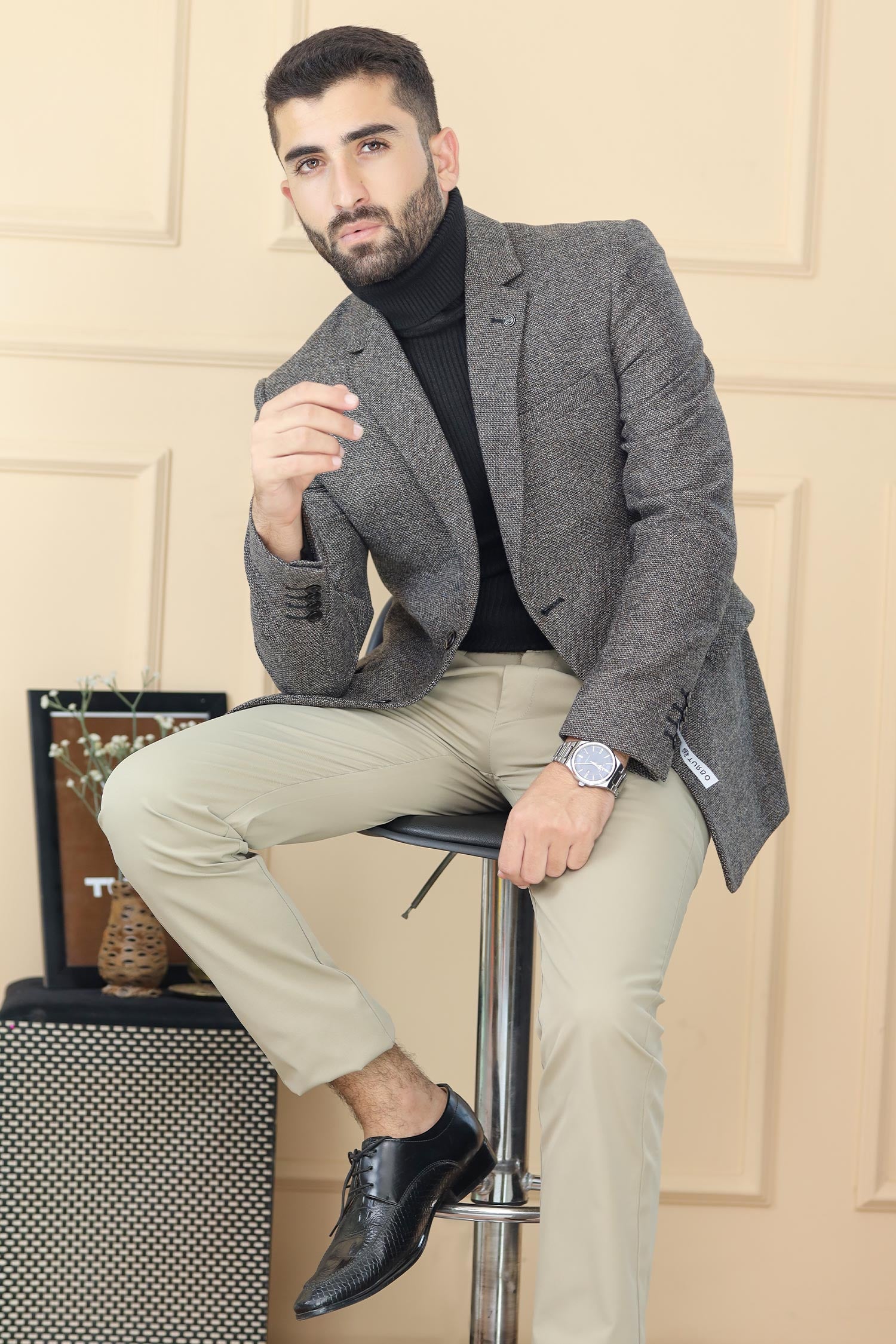 Men's Lightweight Casual V Neck Button Blazer