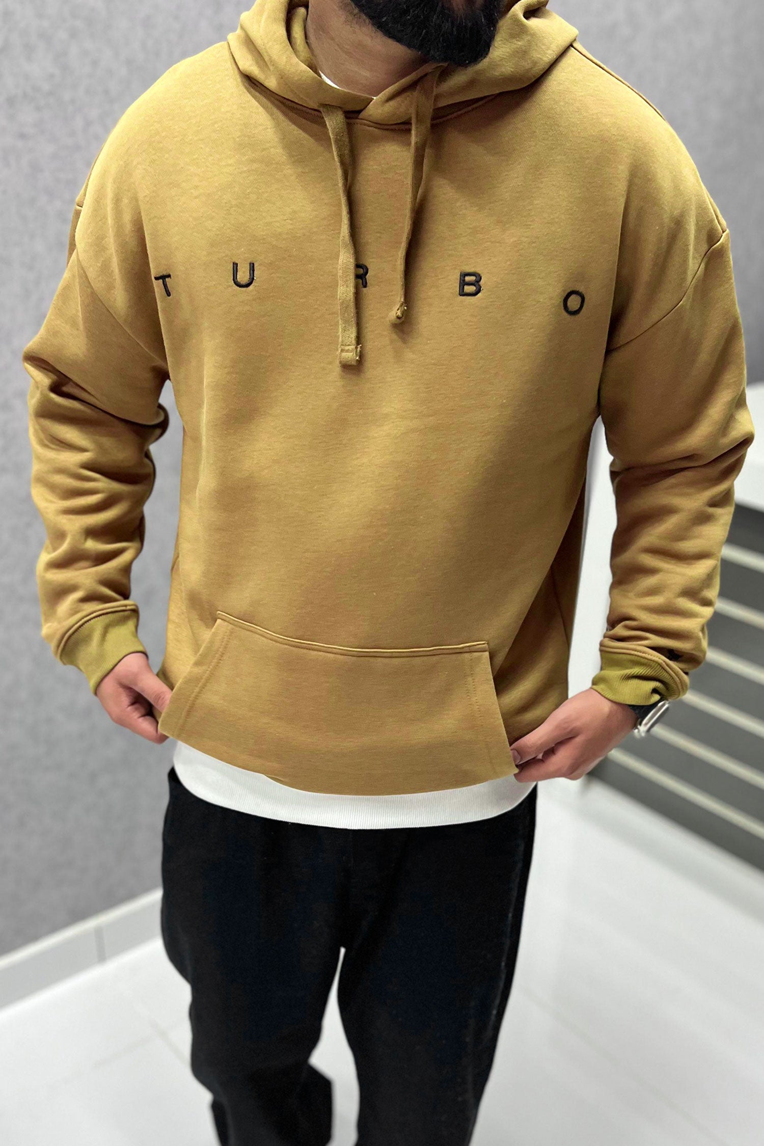 Turbo Embriodered Typography Fleece Hoodie In Camel