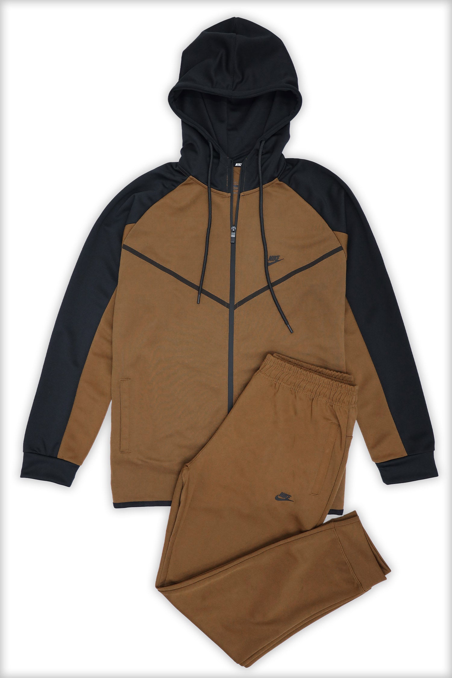 Nke Relaxed Feel Contrast Tone Fine Interlock Men Zipper Tracksuit In Camel