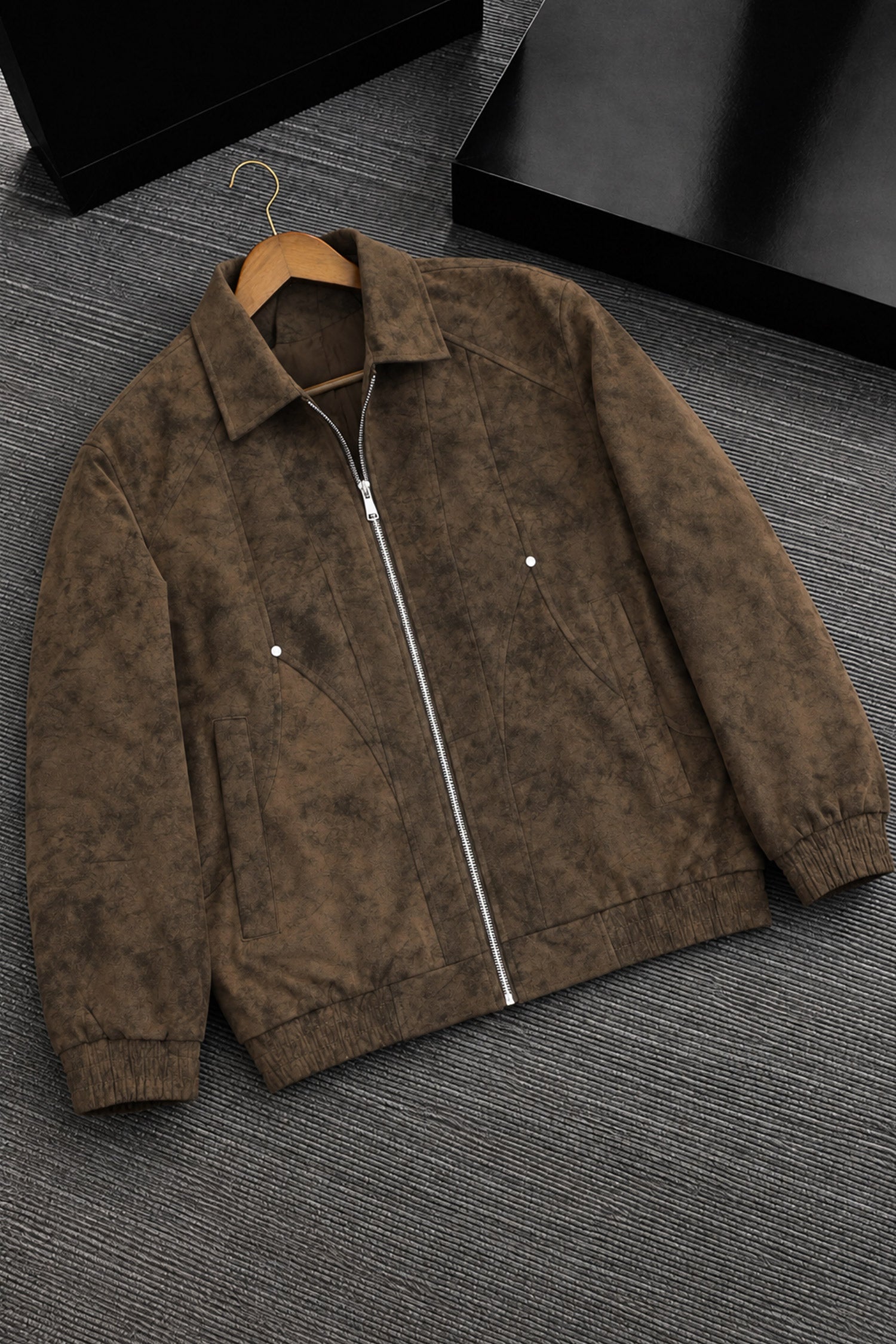 Men's Relaxed Fit Suede Leather Jacket In Coffee
