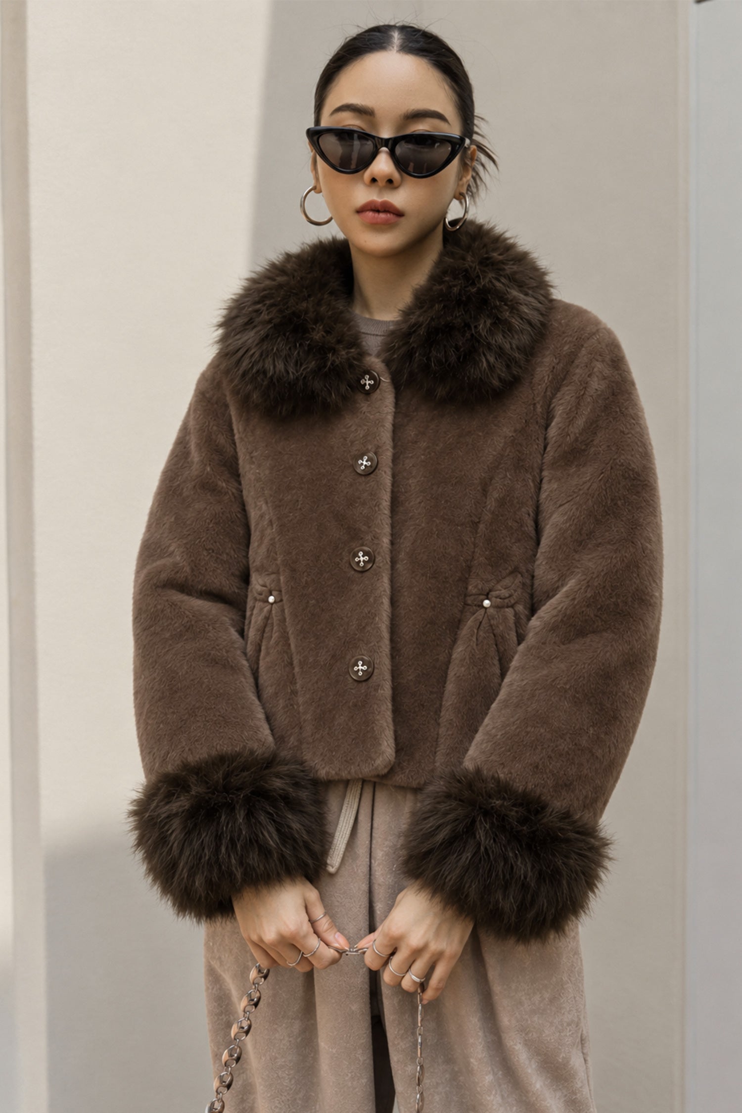Women Plush Collar Cape Imported Fur Jacket In Coffee