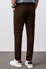 Safari Style Men's Carrot Fit Cotton Pant In Coffee