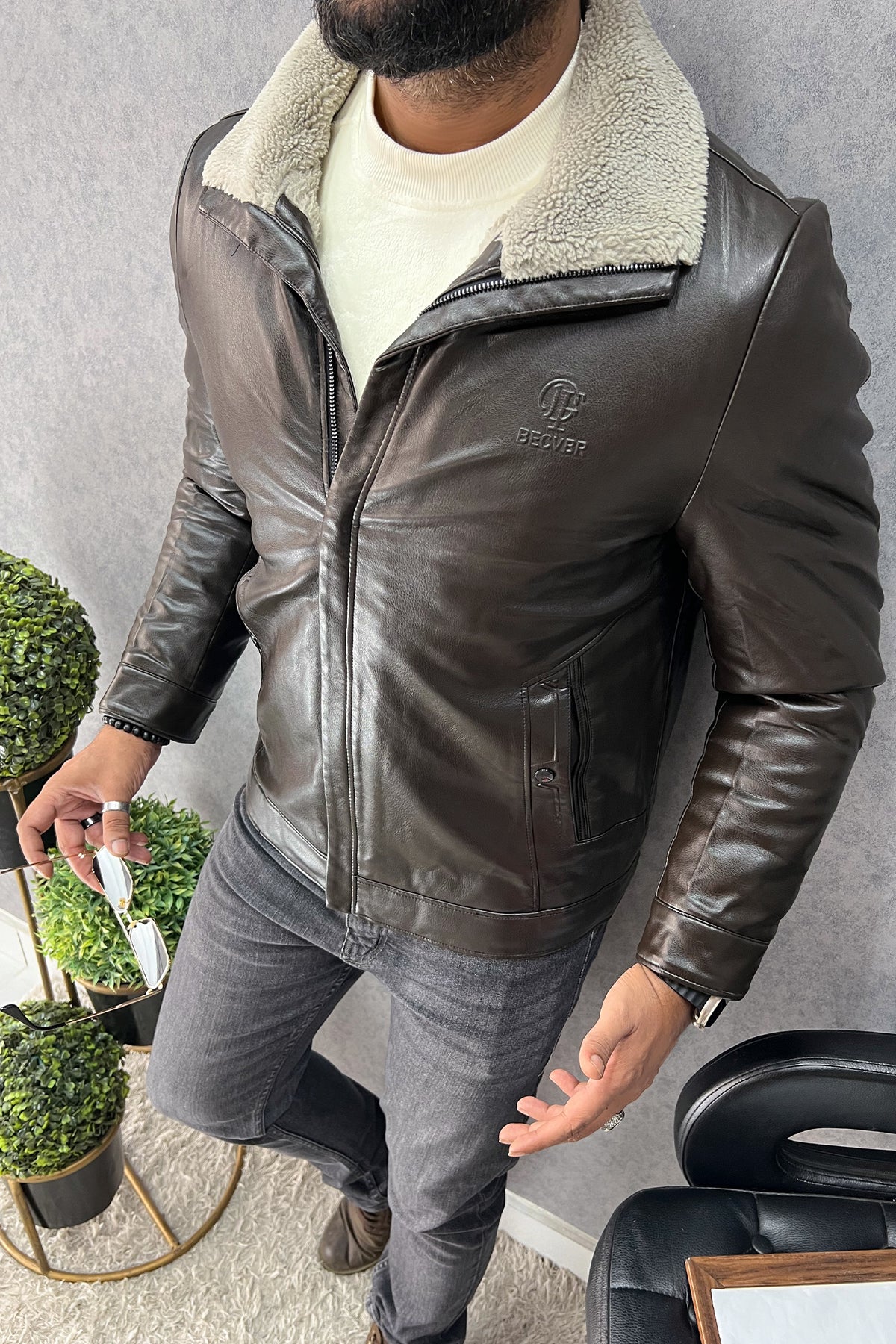 Trendy Full Fur Collar Men's Imported Leather Jacket